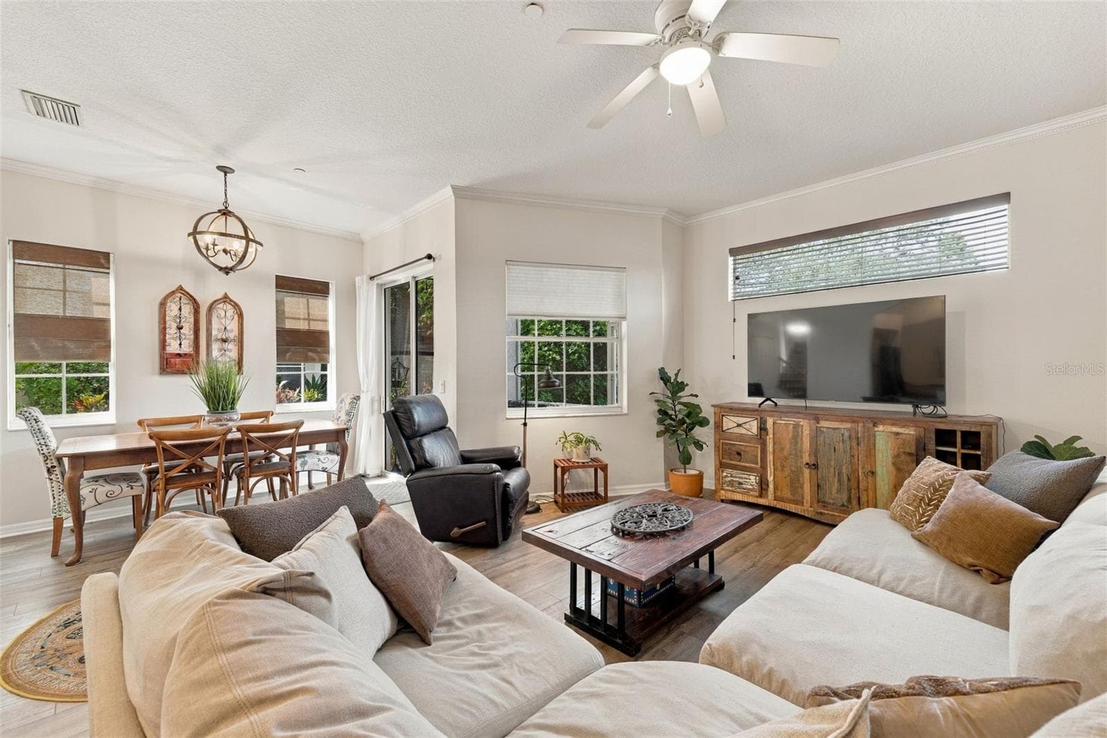 Condominium at 98 S HIGHLAND AVE #1302, TARPON SPRINGS, photo 9 of 70