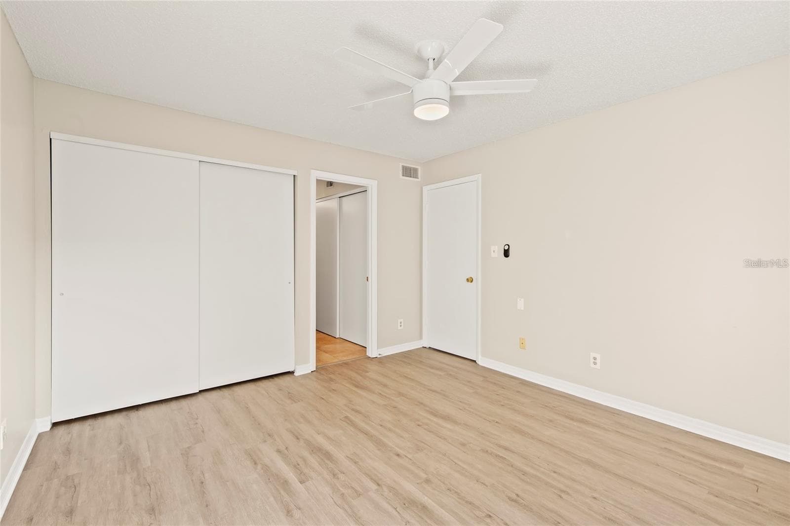 Condominium at 6033 34TH ST W #83, BRADENTON, photo 12 of 22