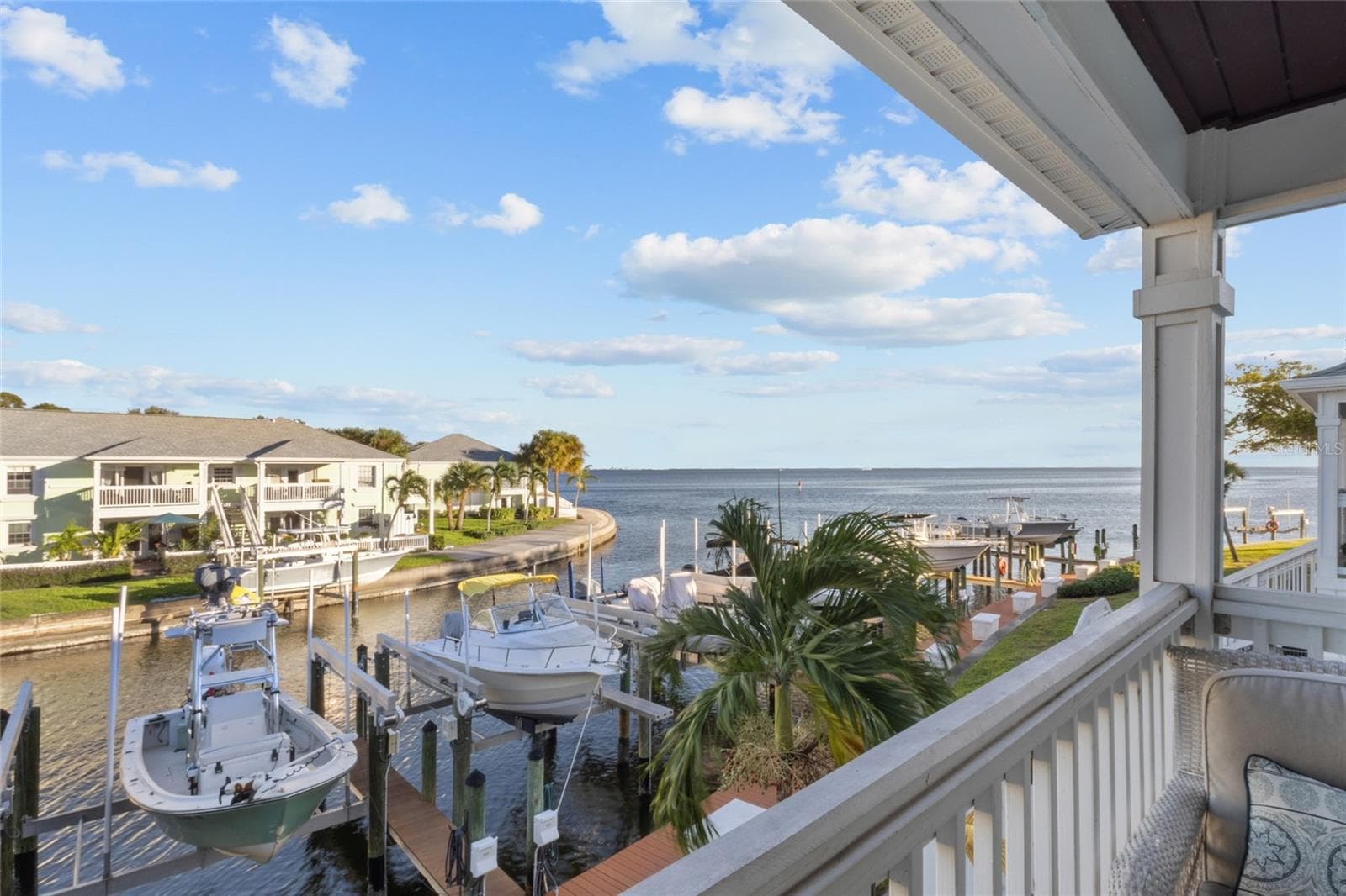 Condominium at 5202 BEACH DR SE #D, ST PETERSBURG, photo 20 of 76