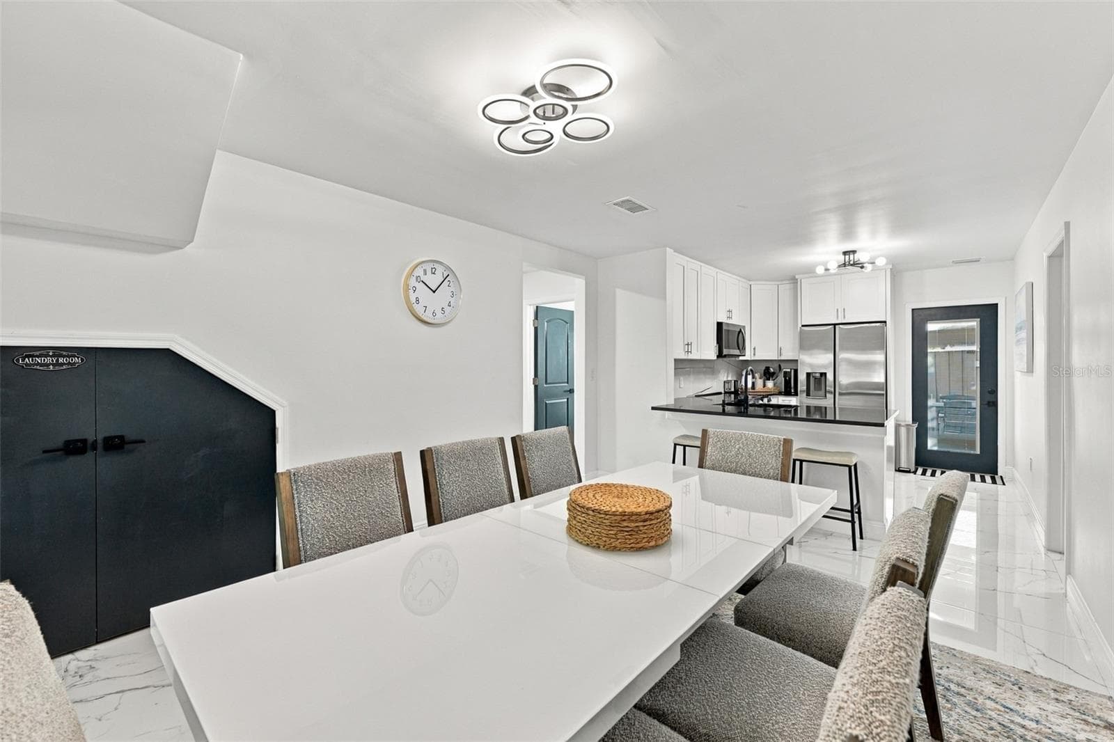 Single Family Residence at 14019 W PARSLEY DR, MADEIRA BEACH, photo 4 of 33