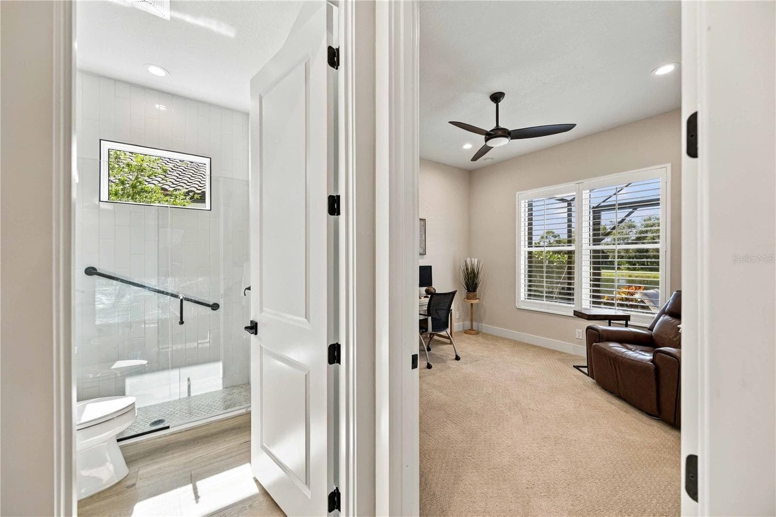 Single Family Residence at 18035 HOME RUN DR, VENICE, photo 39 of 86