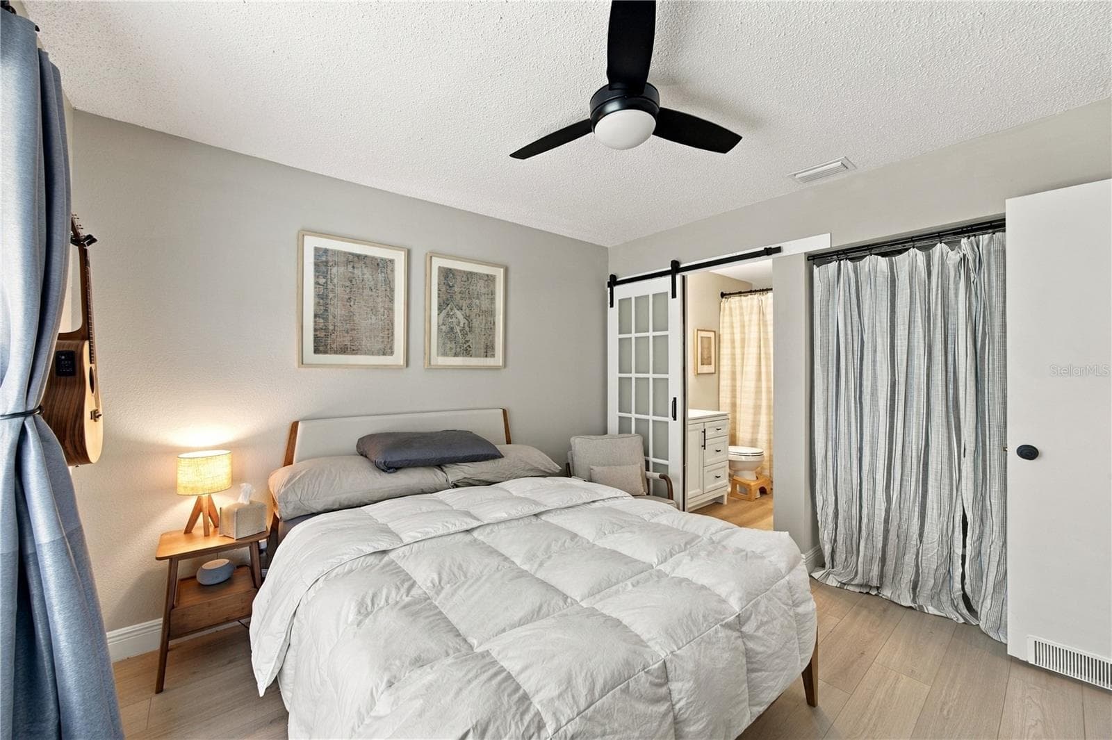 Guest Bedroom - 4008 SHORESIDE CIR, TAMPA