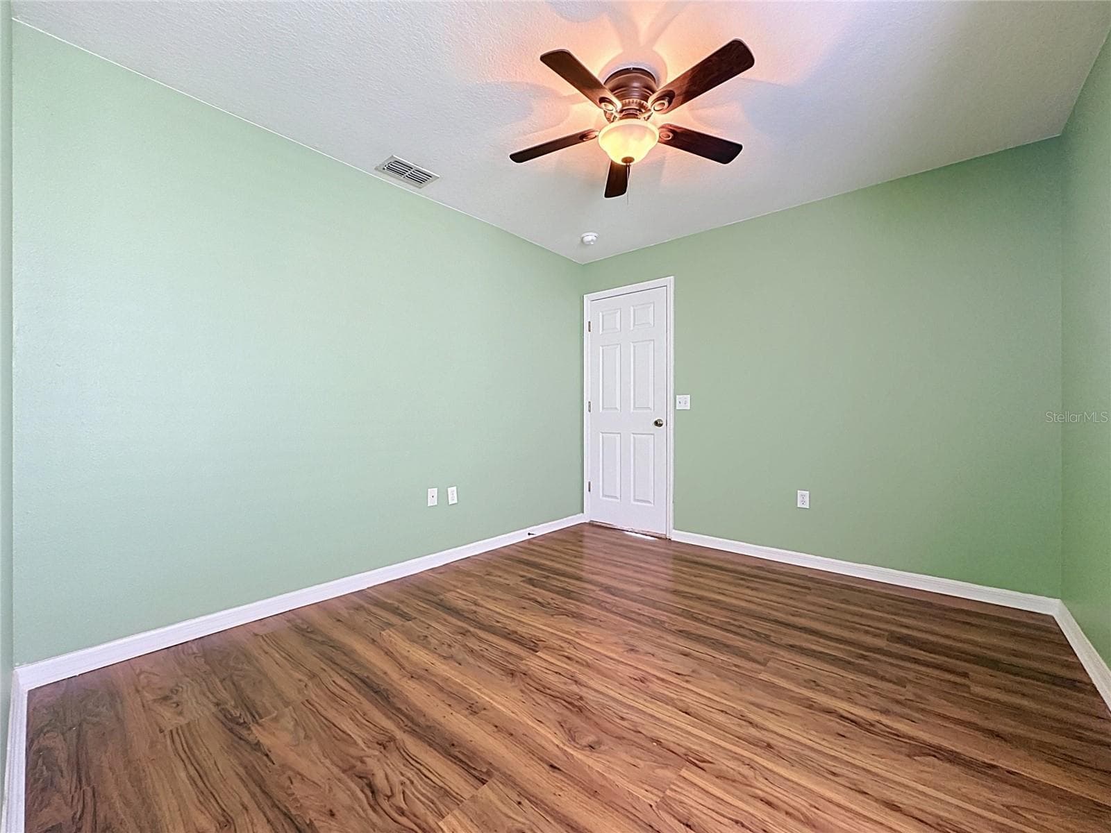 Single Family Residence at 866 KNIGHTSBRIDGE CIR, DAVENPORT, photo 36 of 58
