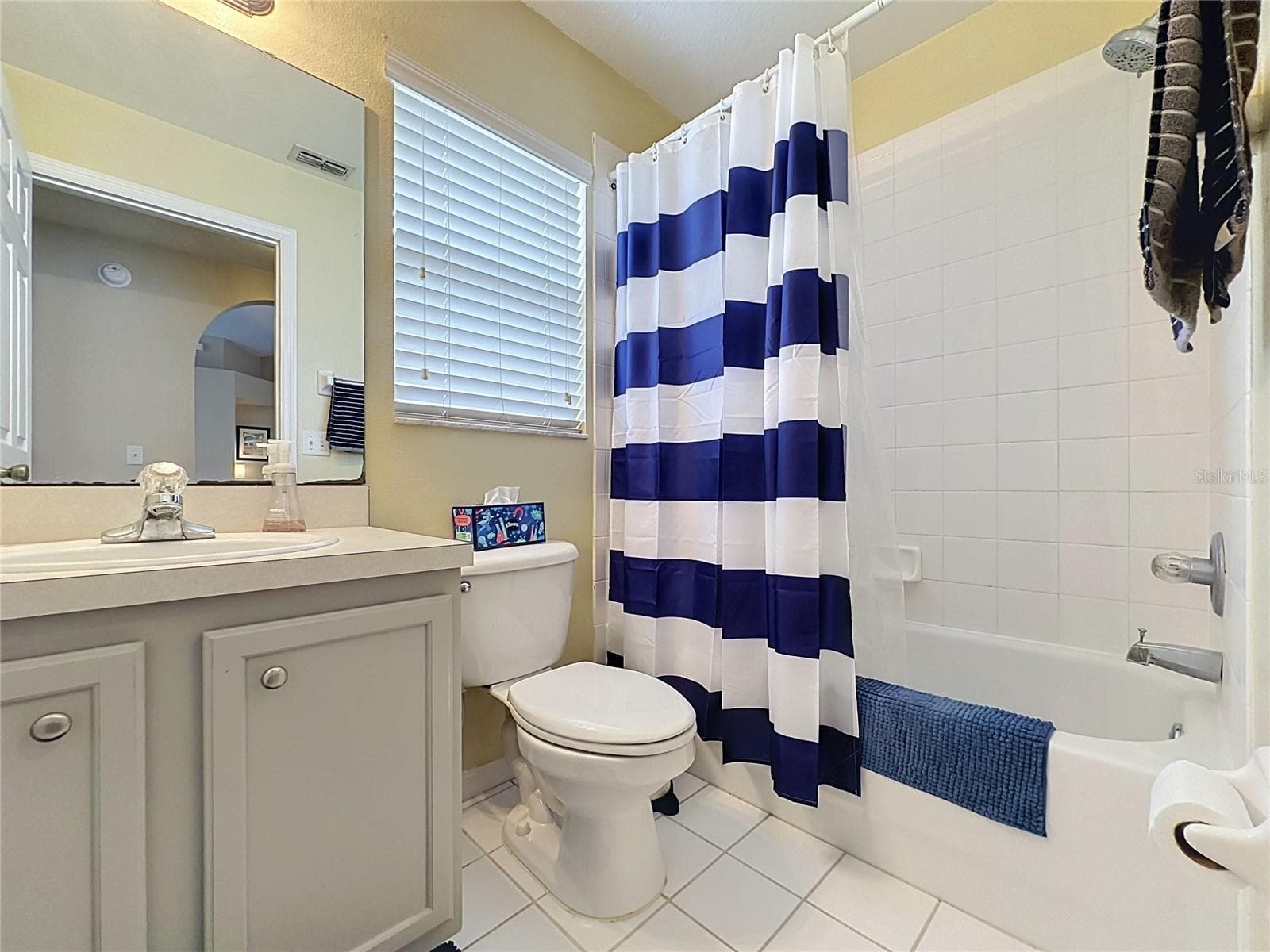 Single Family Residence at 866 KNIGHTSBRIDGE CIR, DAVENPORT, photo 38 of 58