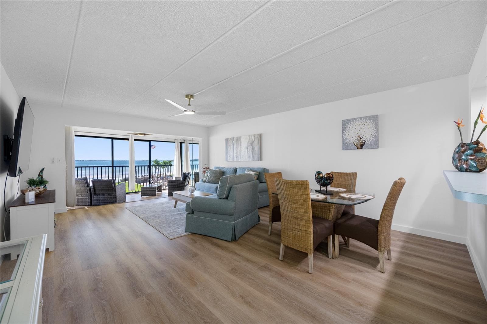 Condominium at 865 S GULFVIEW BLVD #202, CLEARWATER, photo 10 of 48