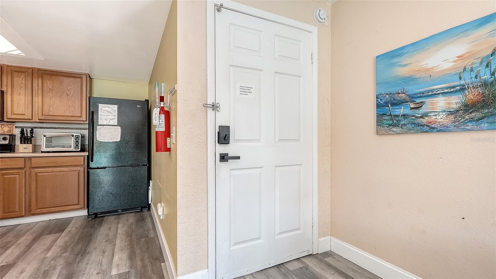 Unit B, entry doorway. - 2514 AVENUE B, BRADENTON BEACH