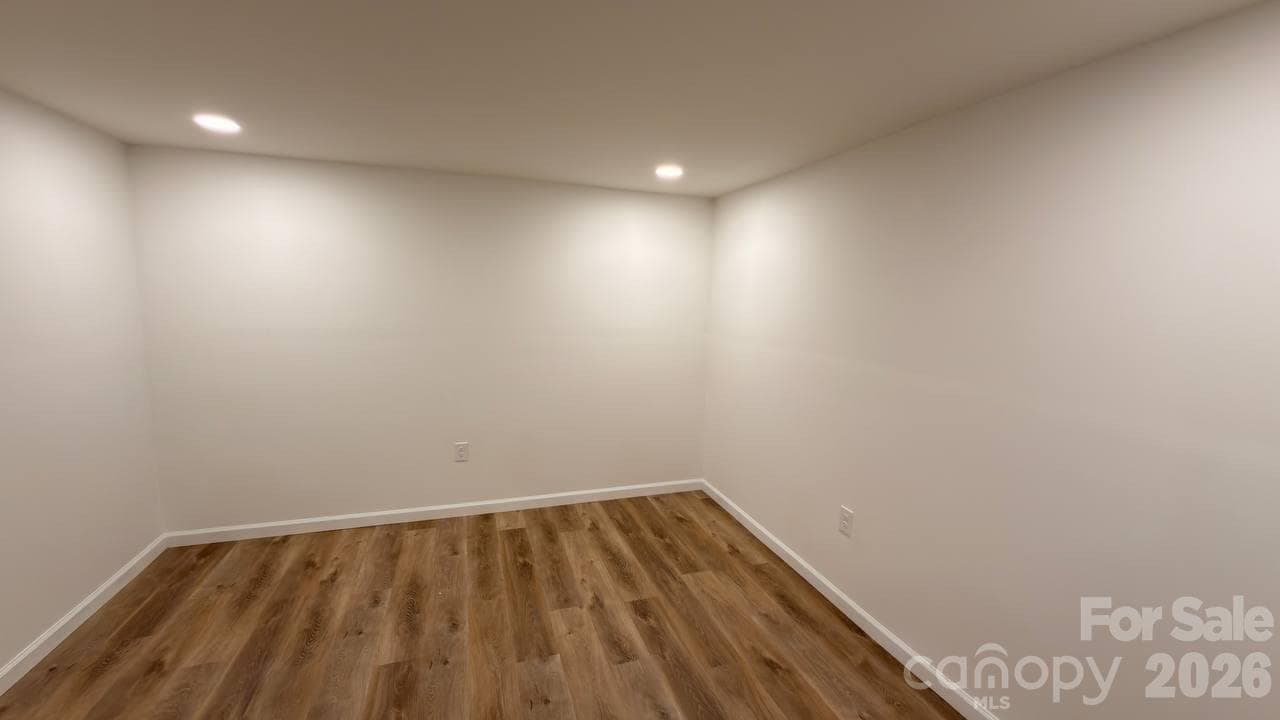 bonus room - 169 8th Avenue SW, Conover