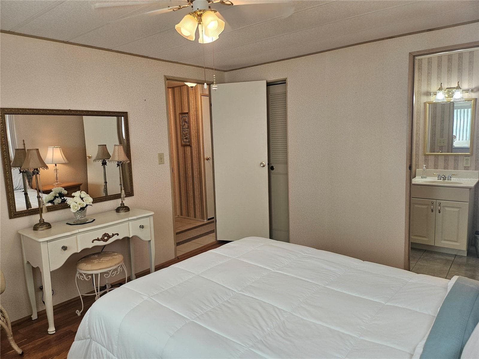 Mobile Home at 3218 SUMAC TER, SARASOTA, photo 23 of 71
