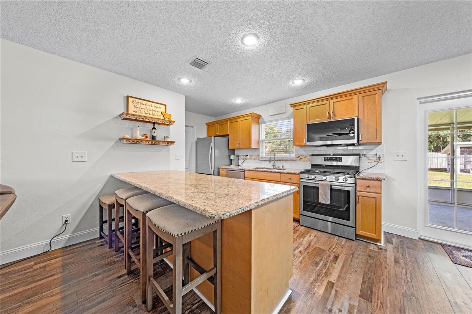 Single Family Residence at 4801 LAKE SHORE DR, ST CLOUD, photo 11 of 39