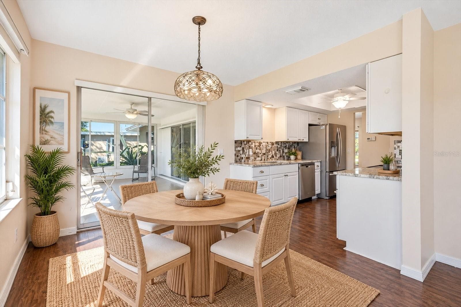 Single Family Residence at 832 S GONDOLA DR, VENICE, photo 11 of 47