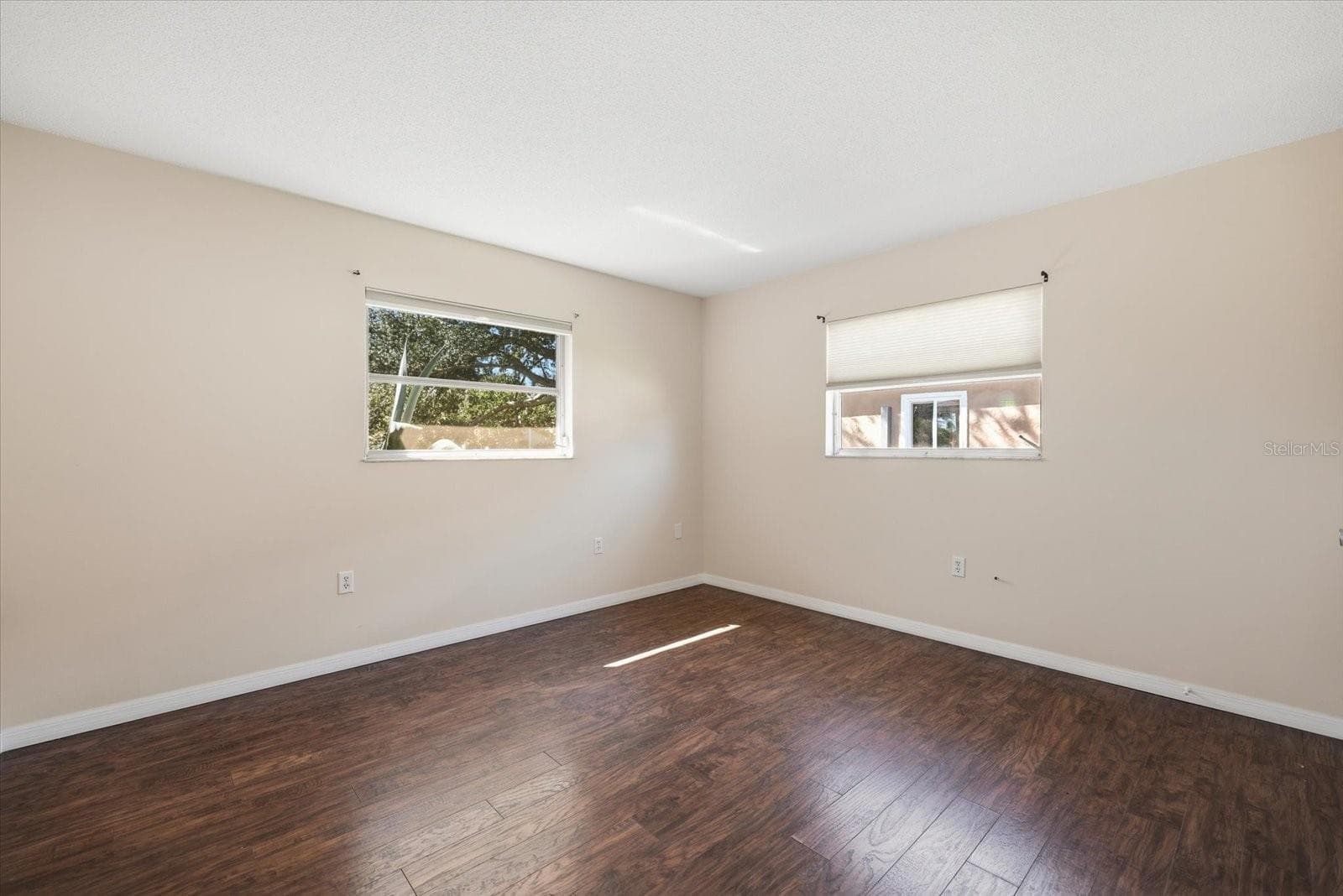 Single Family Residence at 832 S GONDOLA DR, VENICE, photo 35 of 47