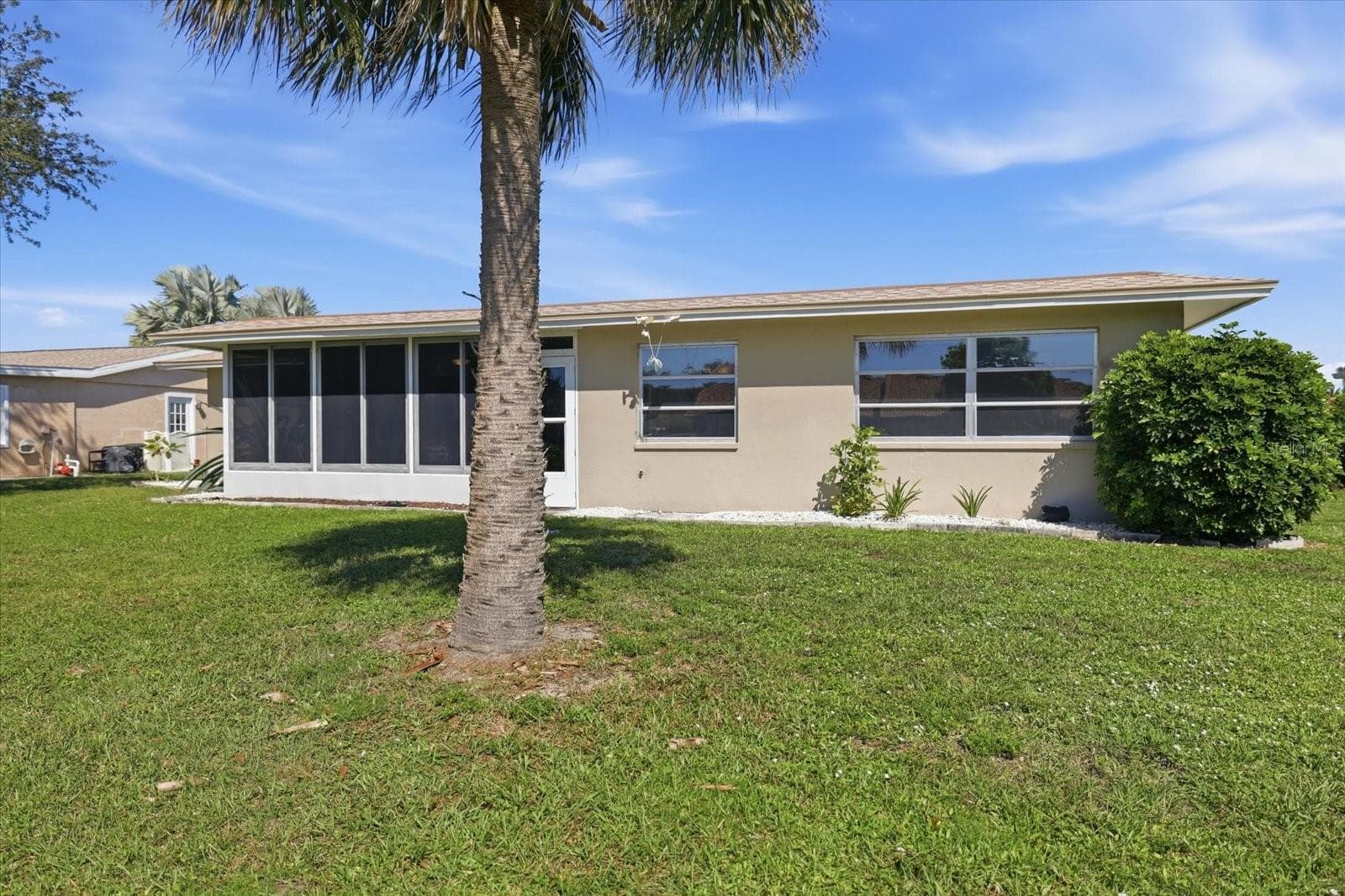 Single Family Residence at 832 S GONDOLA DR, VENICE, photo 44 of 47