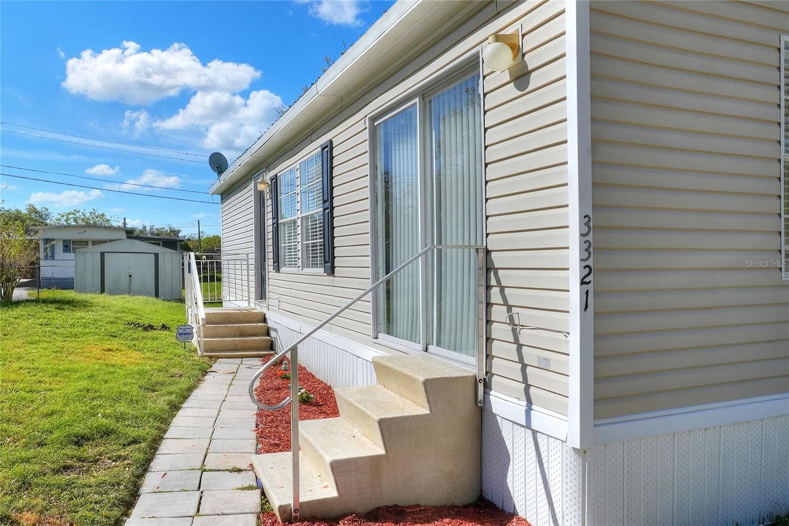 Manufactured Home at 3321 PEACHTREE HILL RD, LAKELAND, photo 5 of 37