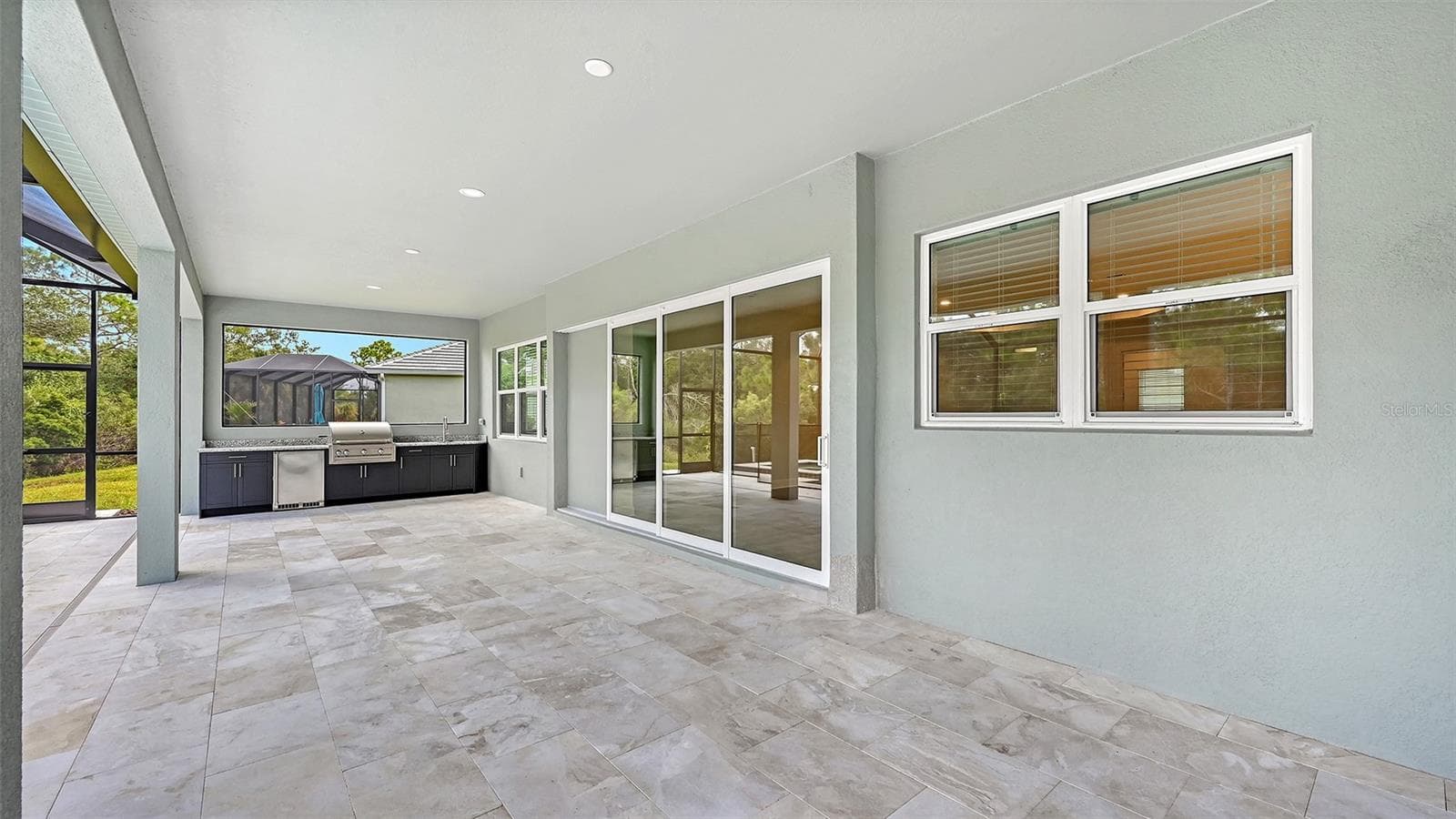 Single Family Residence at 21261 HOLMES CIR, VENICE, photo 36 of 38