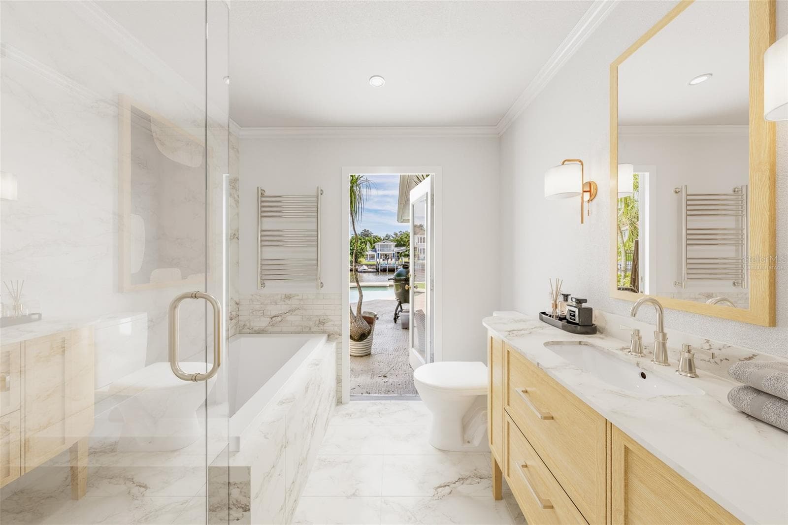 Virtually staged and virtually finished. Does not reflect current condition. - 628 RIVIERA DR, TAMPA