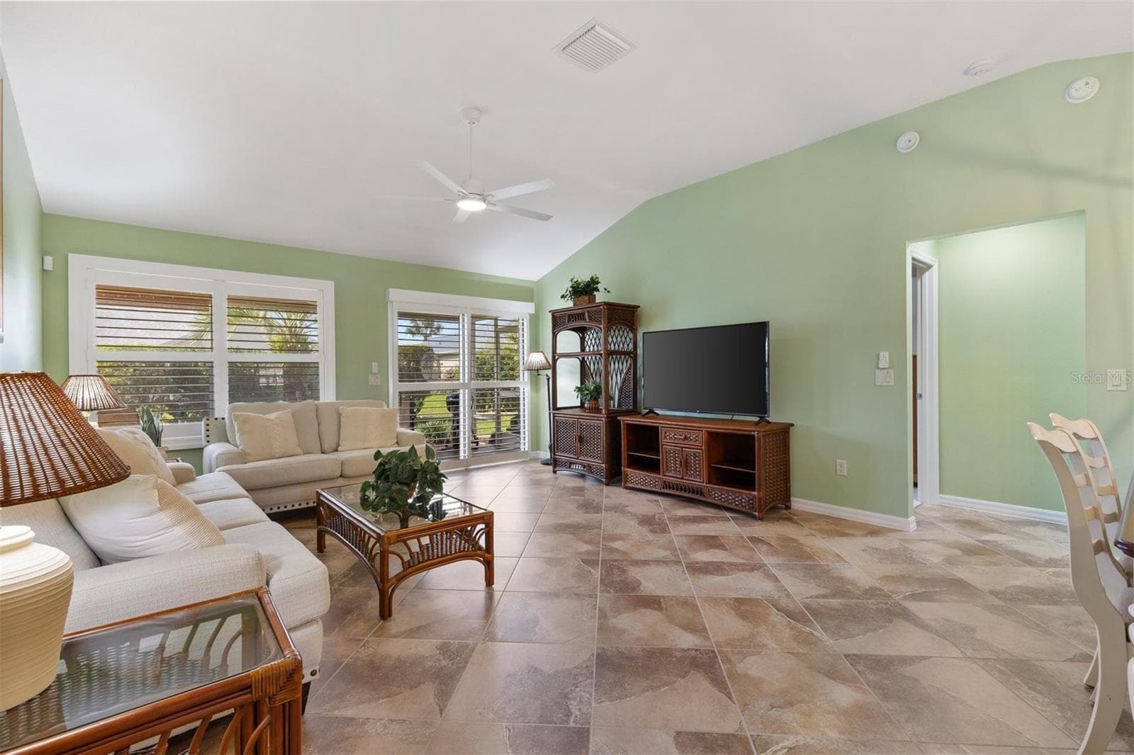 Single Family Residence at 17916 SE 87TH MELROSE CT, THE VILLAGES, photo 8 of 37