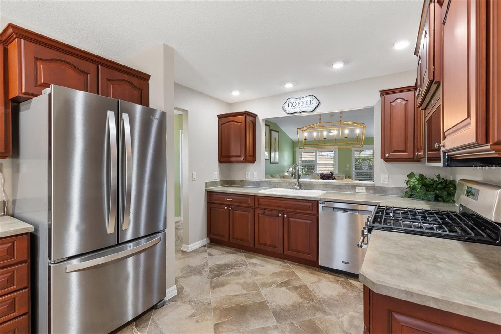 Single Family Residence at 17916 SE 87TH MELROSE CT, THE VILLAGES, photo 14 of 37