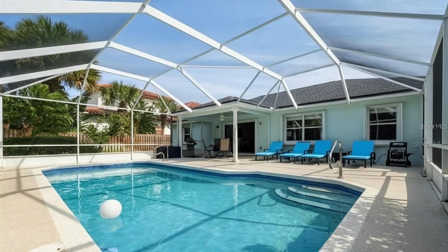 Single Family Residence at 19 MAHOE DR N, PALM COAST, photo 2 of 37