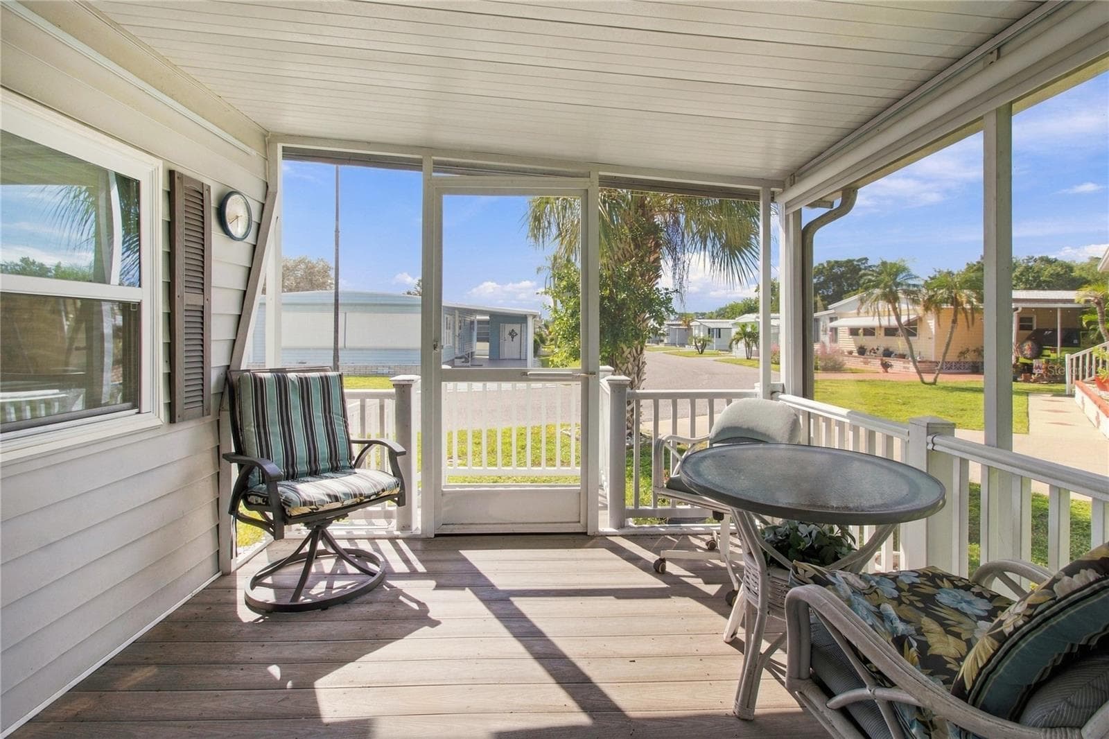 Front screen Patio - 808 53RD AVE E #110, BRADENTON