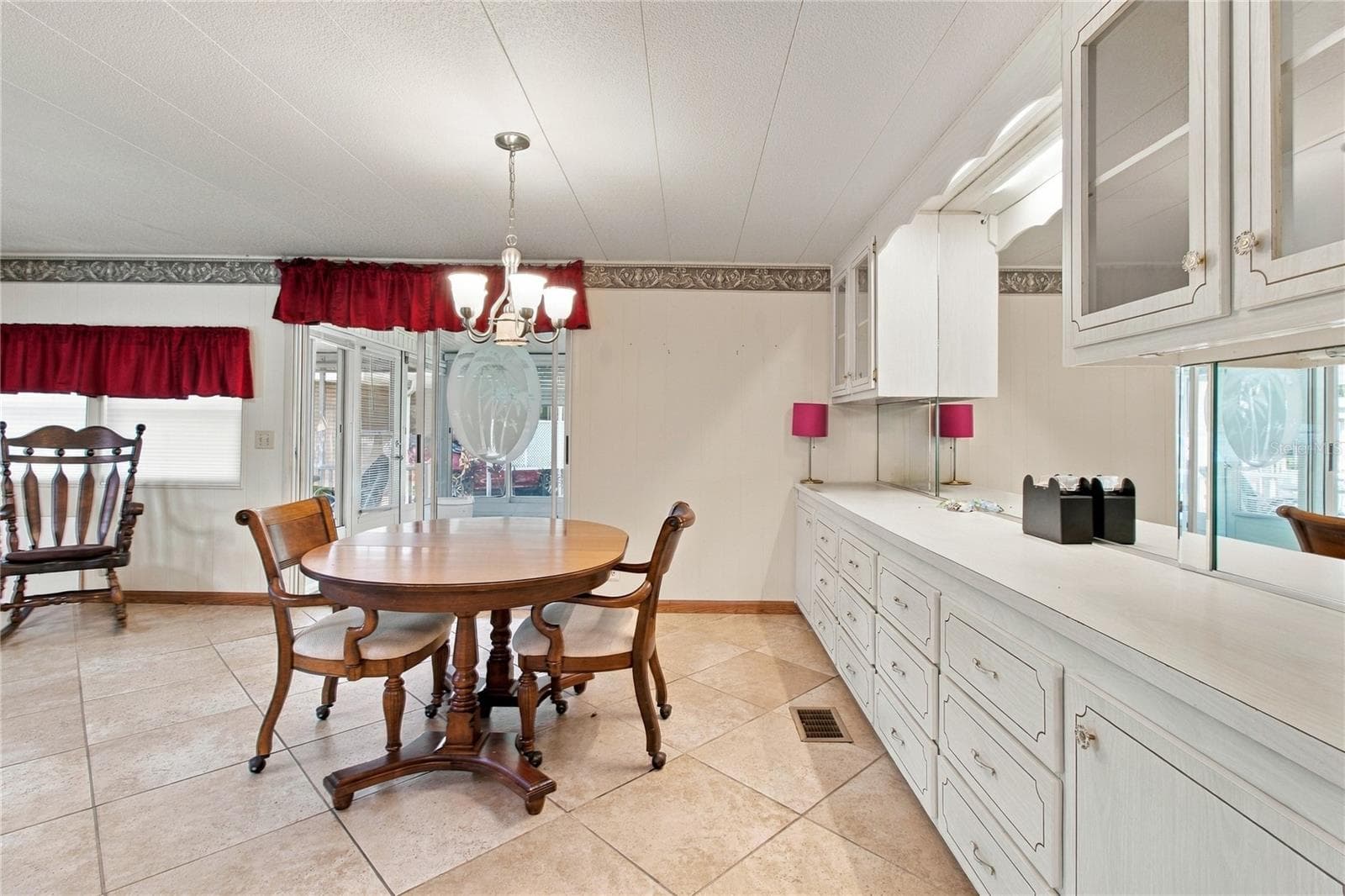 Dining Area - 808 53RD AVE E #110, BRADENTON