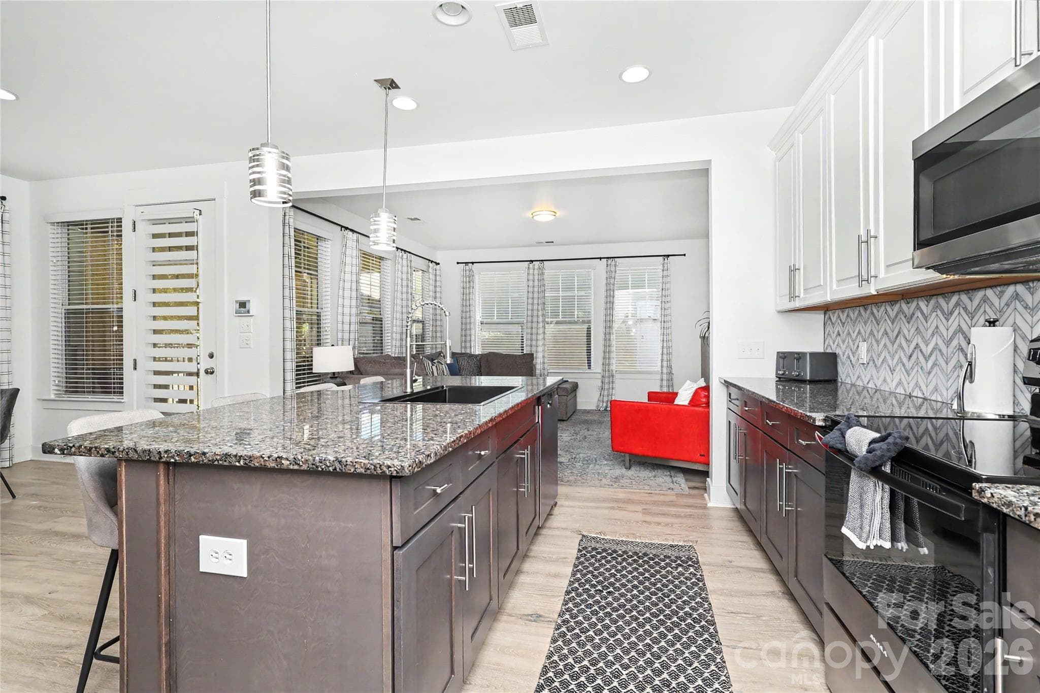 Single Family Residence at 2420 Double Oaks Road, Charlotte, photo 15 of 45