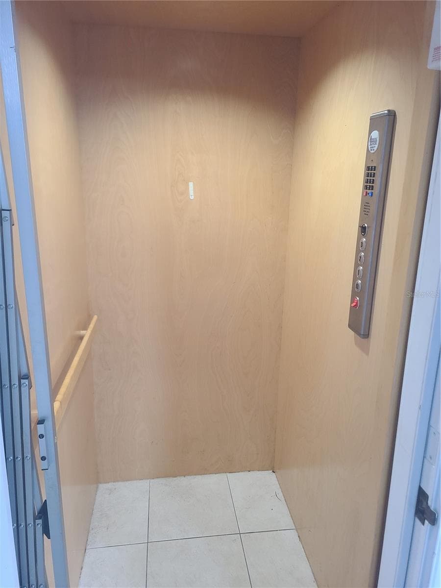 Private Elevator to Each Floor - 6517 SAND SHORE LN, NEW PORT RICHEY