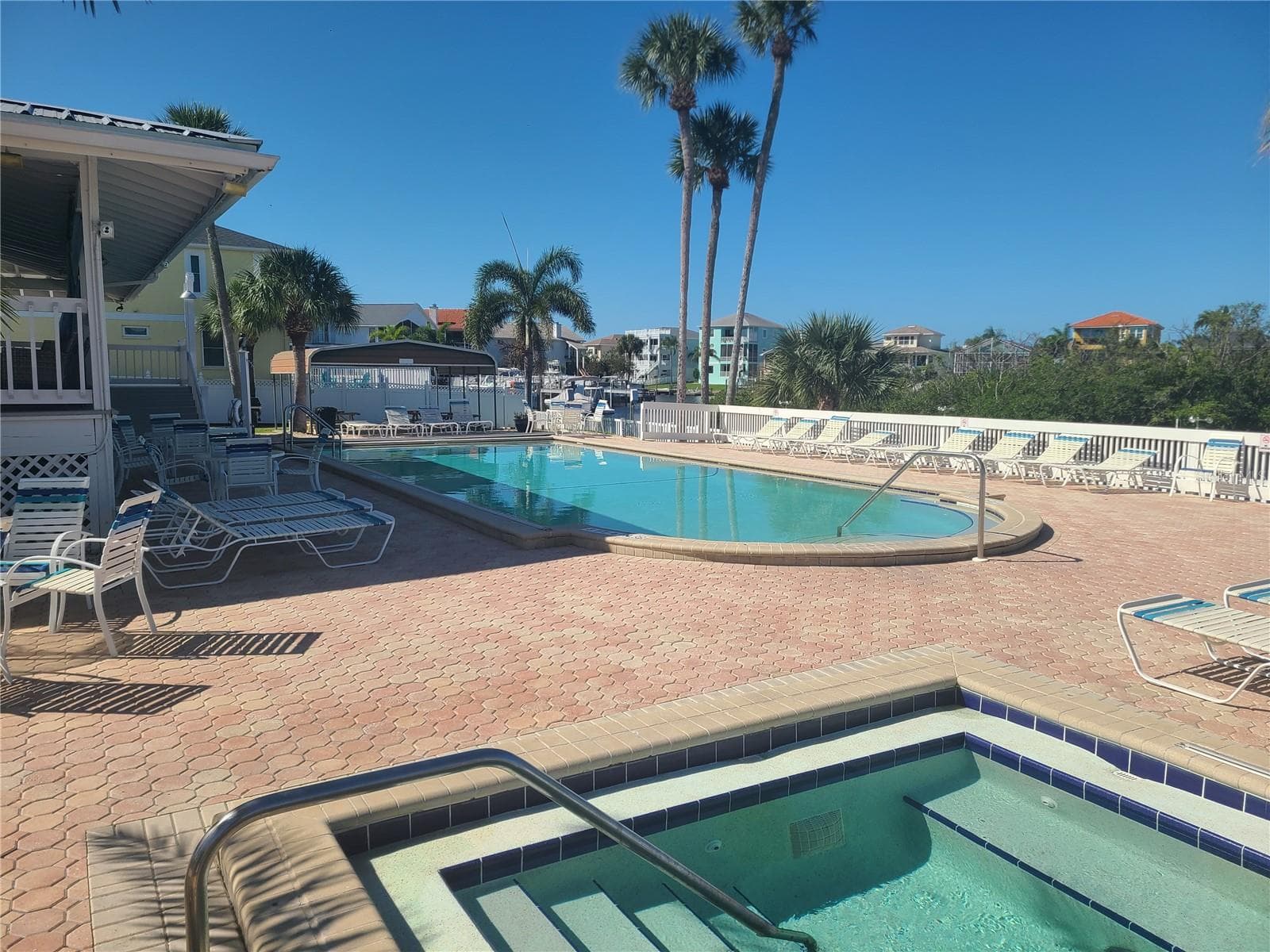 Clubhouse Pool and Spa - 6517 SAND SHORE LN, NEW PORT RICHEY