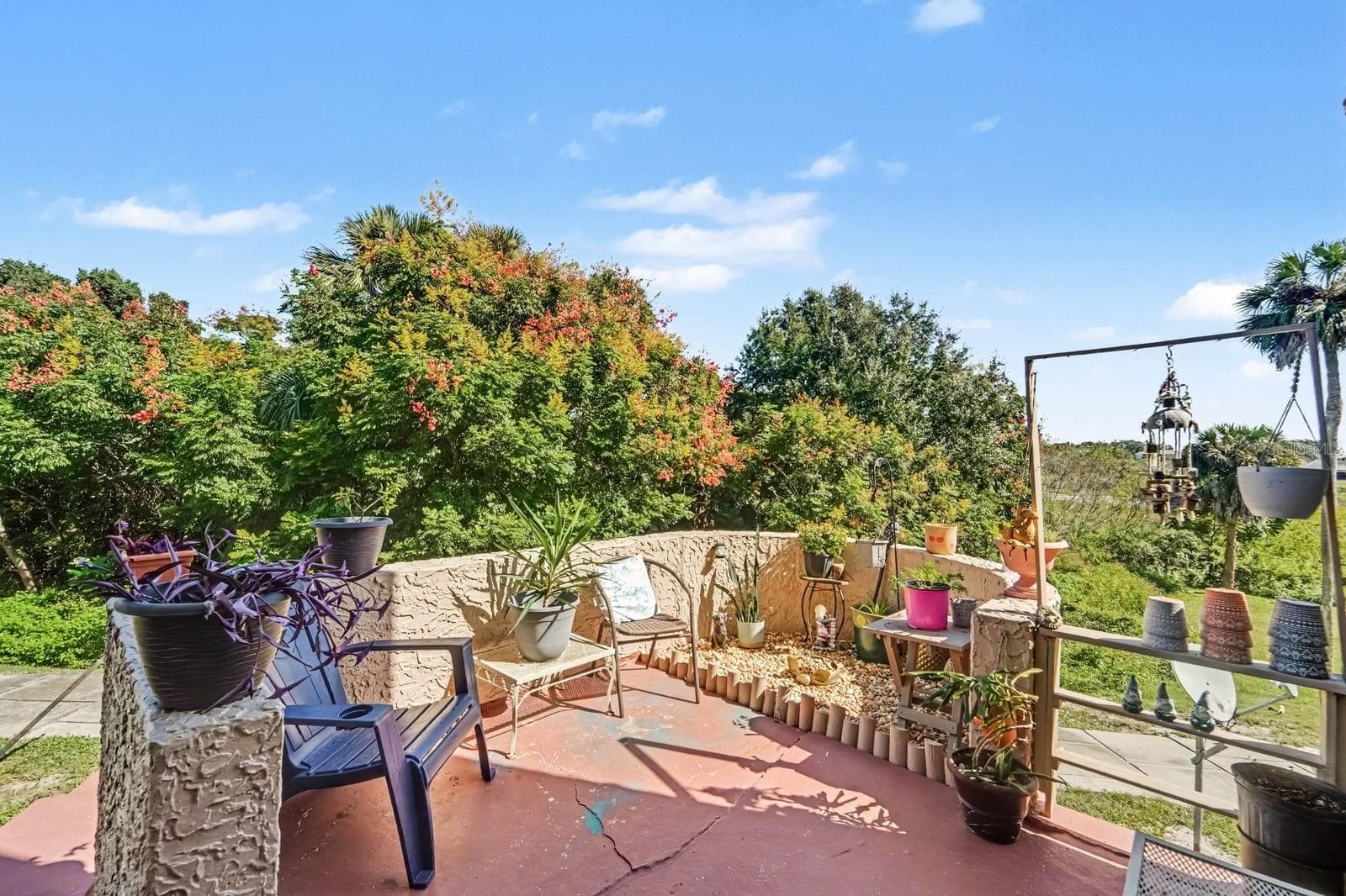Expansive Back Patio with Mature Trees & Scenic Countryside Views - 1055 ENCOURTE GREEN, APOPKA