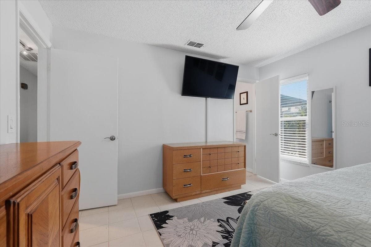Primary bed - 4801 WESTON RD, BARTOW