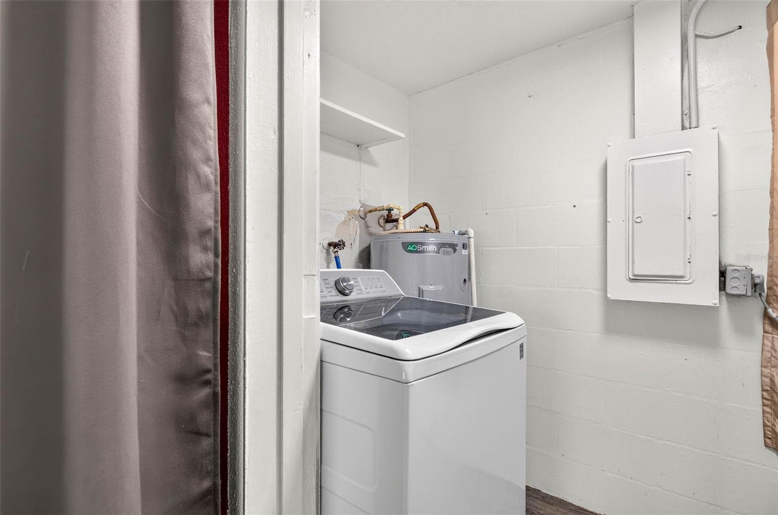 UTILITY ROOM - 39209 6TH AVE, ZEPHYRHILLS