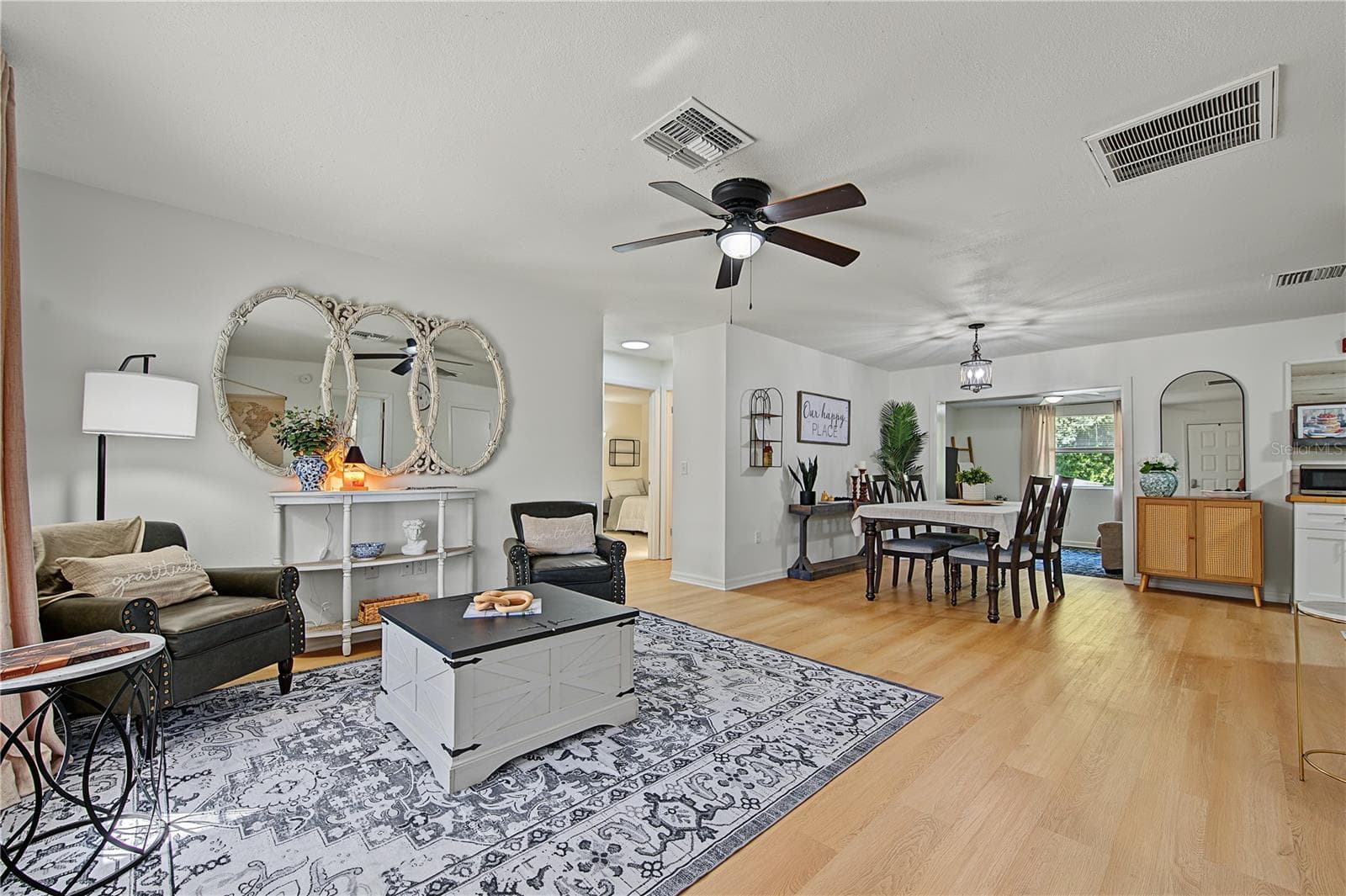 Single Family Residence at 12989 LINDEN DR, SPRING HILL, photo 4 of 41