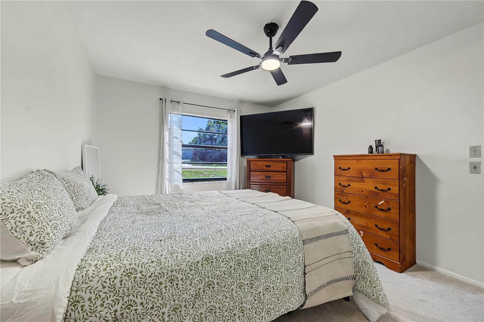Single Family Residence at 12989 LINDEN DR, SPRING HILL, photo 17 of 41