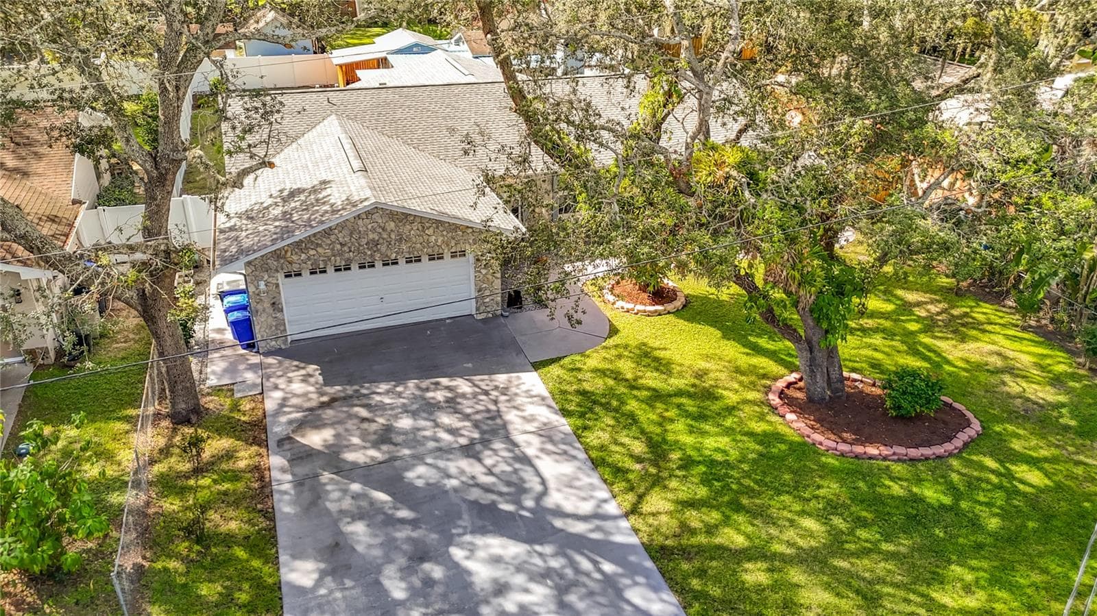 Single Family Residence at 12920 N ALBANY AVE, TAMPA, photo 2 of 67