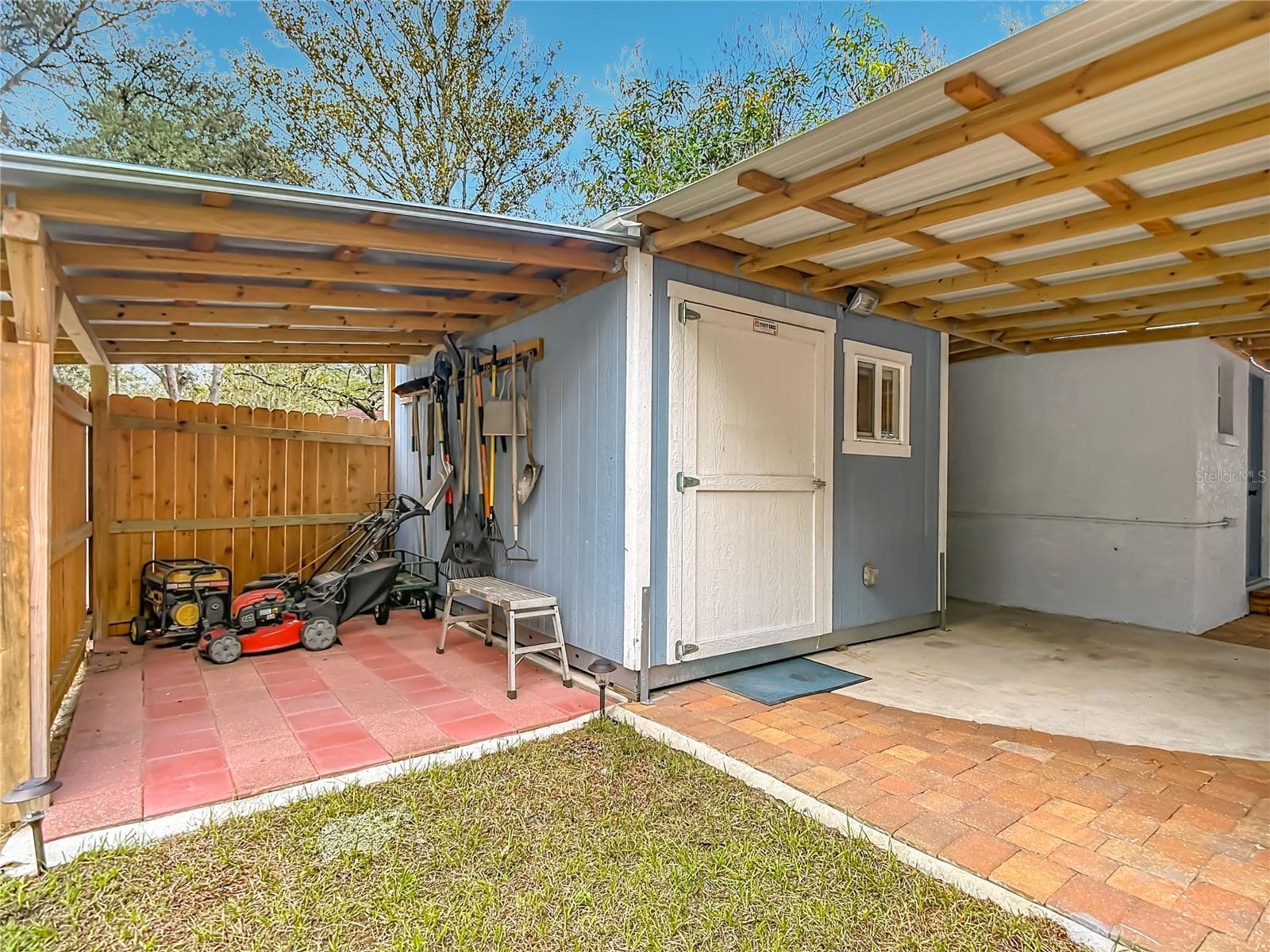 Single Family Residence at 12920 N ALBANY AVE, TAMPA, photo 56 of 67