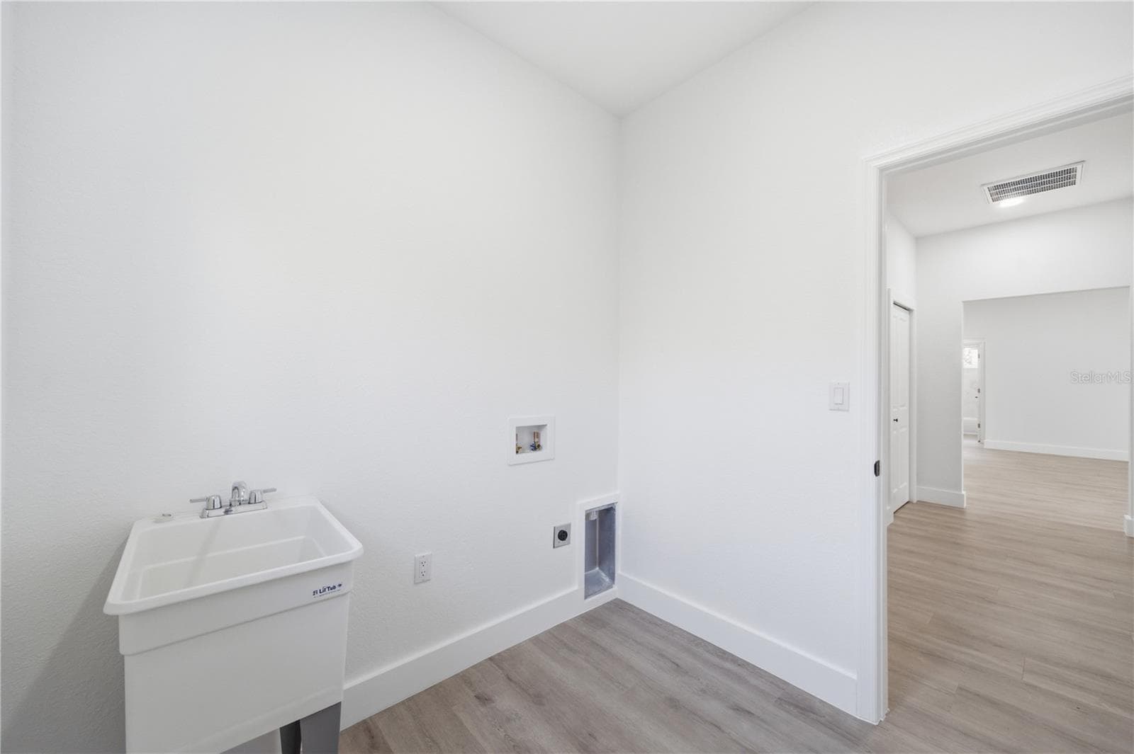 Single Family Residence at 4201 TALBOT ST, SEBRING, photo 14 of 26