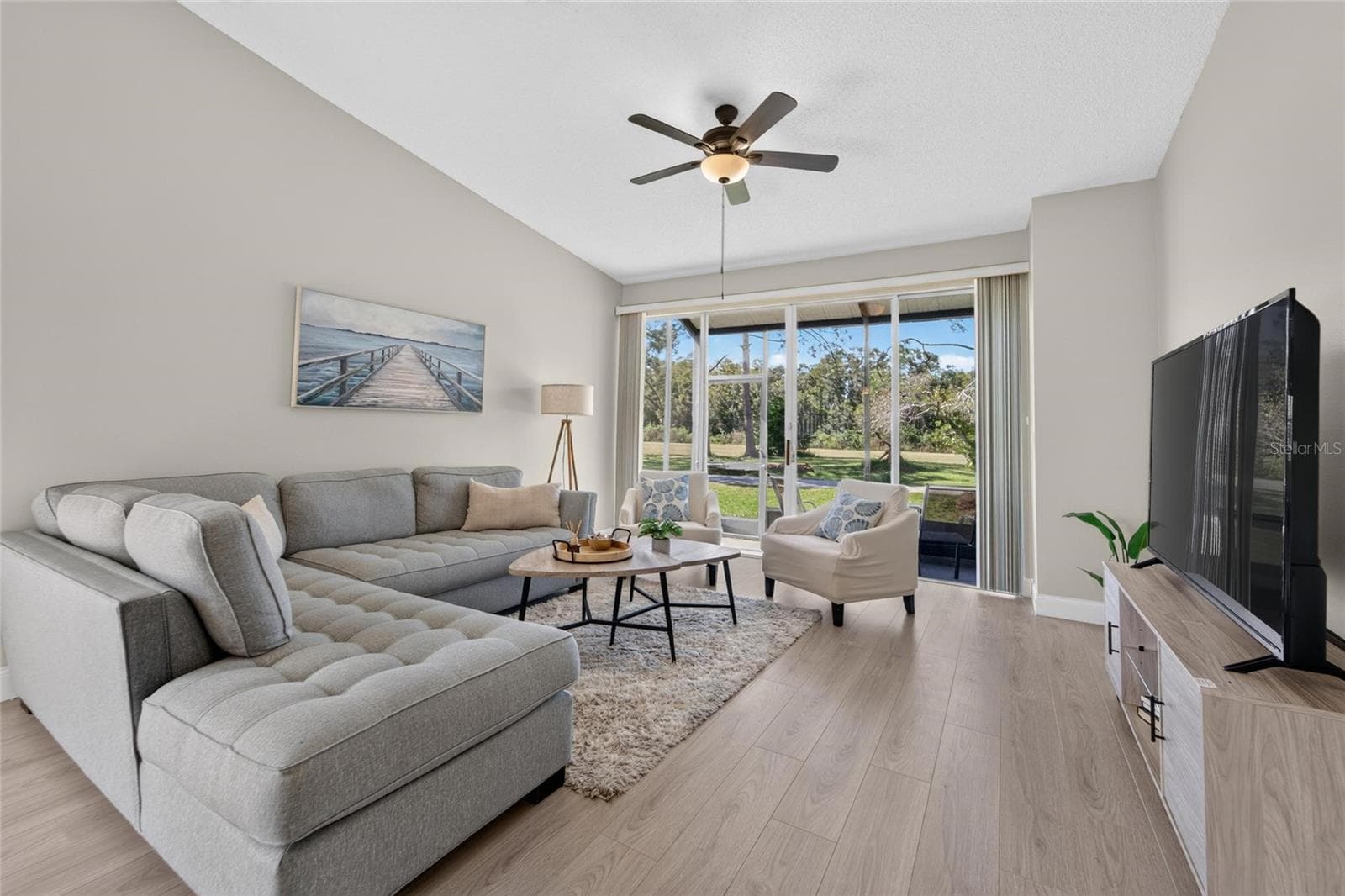 Villa at 16216 RAMBLING VINE DR W, TAMPA, photo 7 of 54