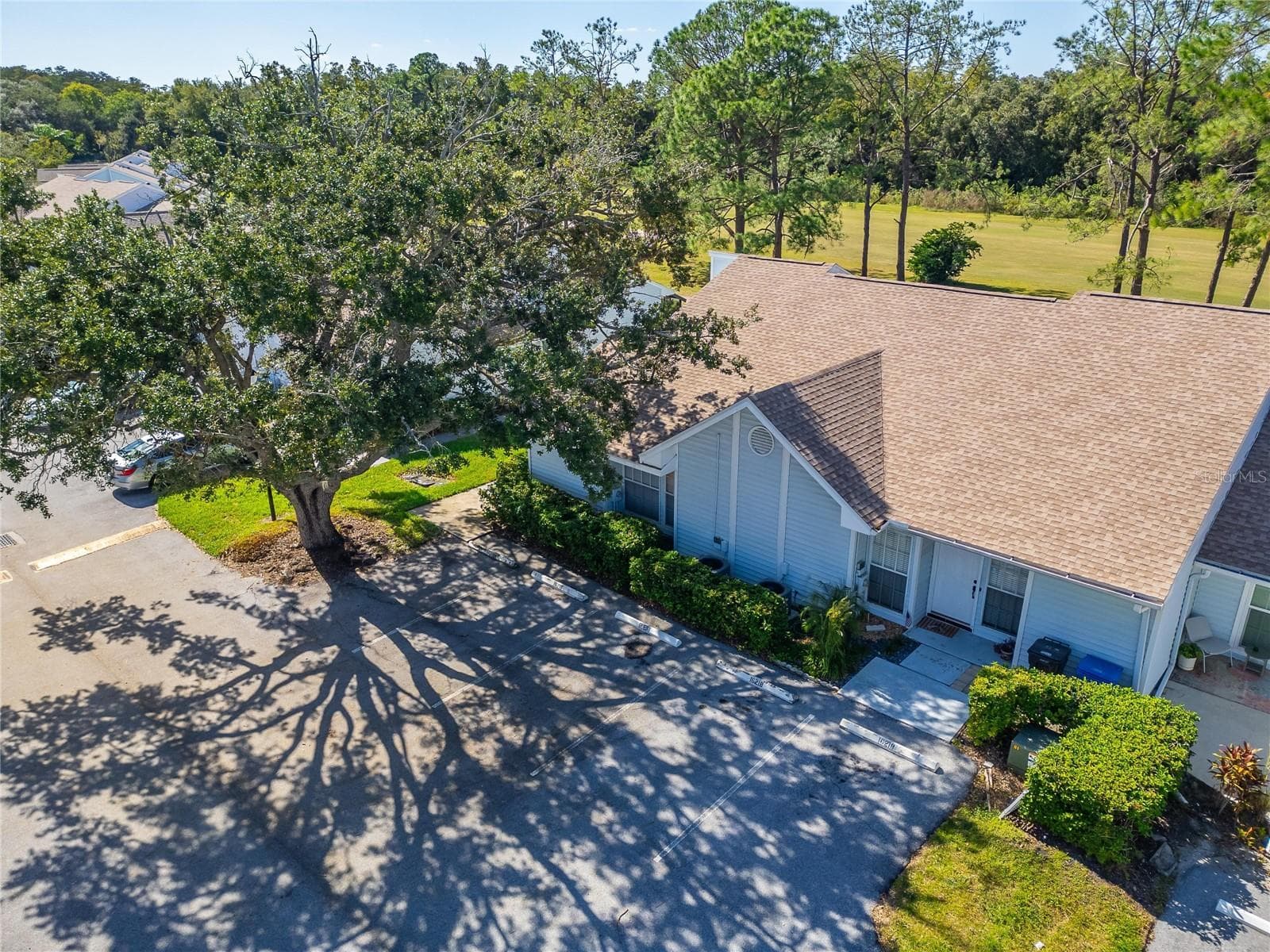 Villa at 16216 RAMBLING VINE DR W, TAMPA, photo 40 of 54
