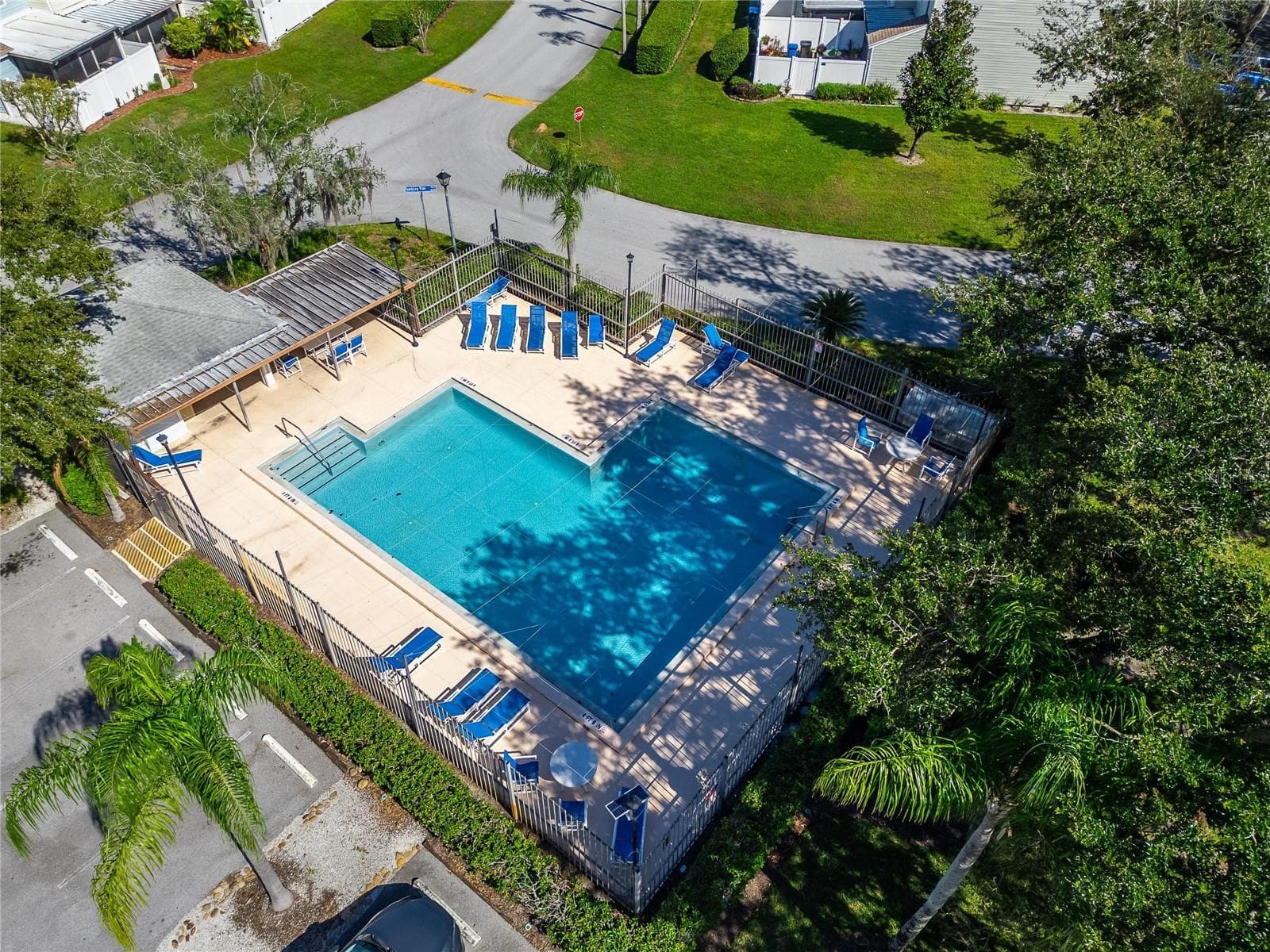Villa at 16216 RAMBLING VINE DR W, TAMPA, photo 50 of 54