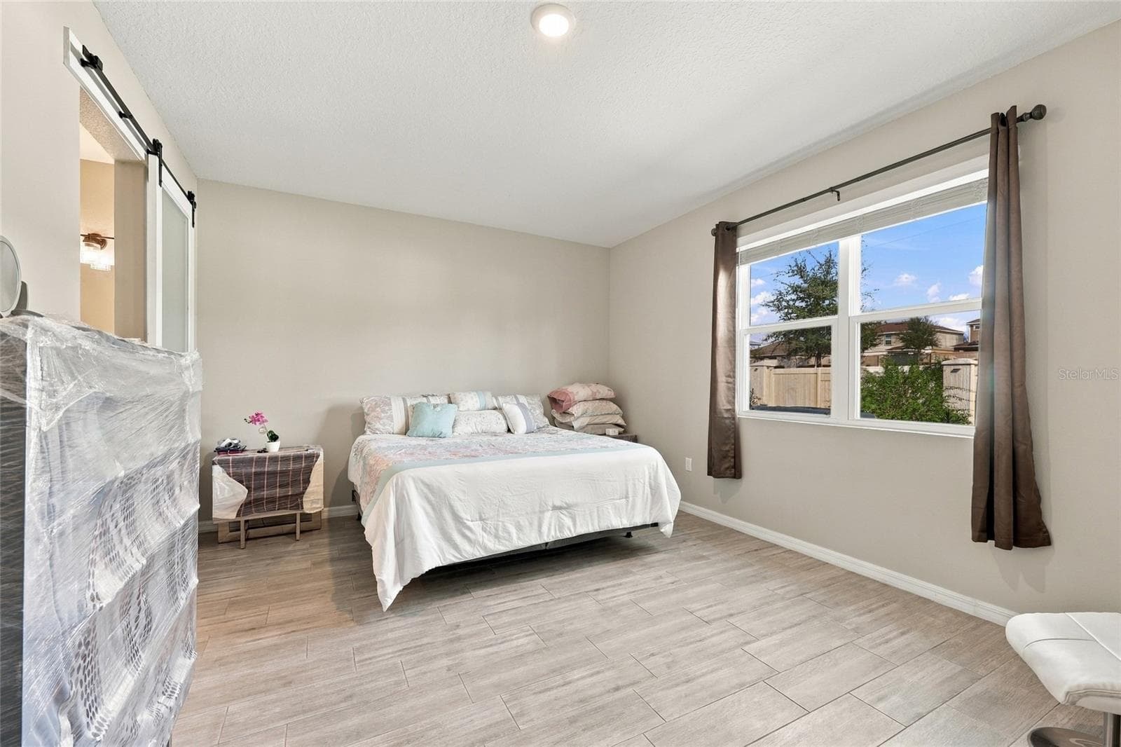 Single Family Residence at 1042 HEIRLOOM DR, HAINES CITY, photo 16 of 44