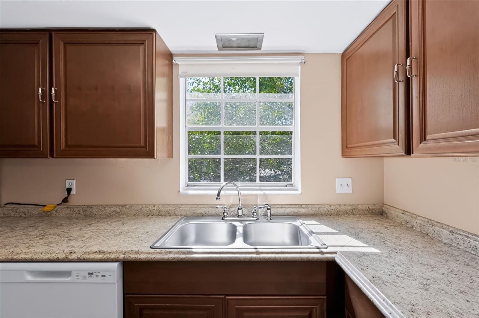 Condominium at 1124 85TH TER N #D, ST PETERSBURG, photo 23 of 41