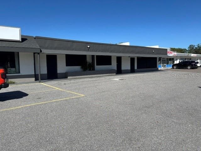 Retail at 5624 SWIFT RD, SARASOTA, photo 3 of 37