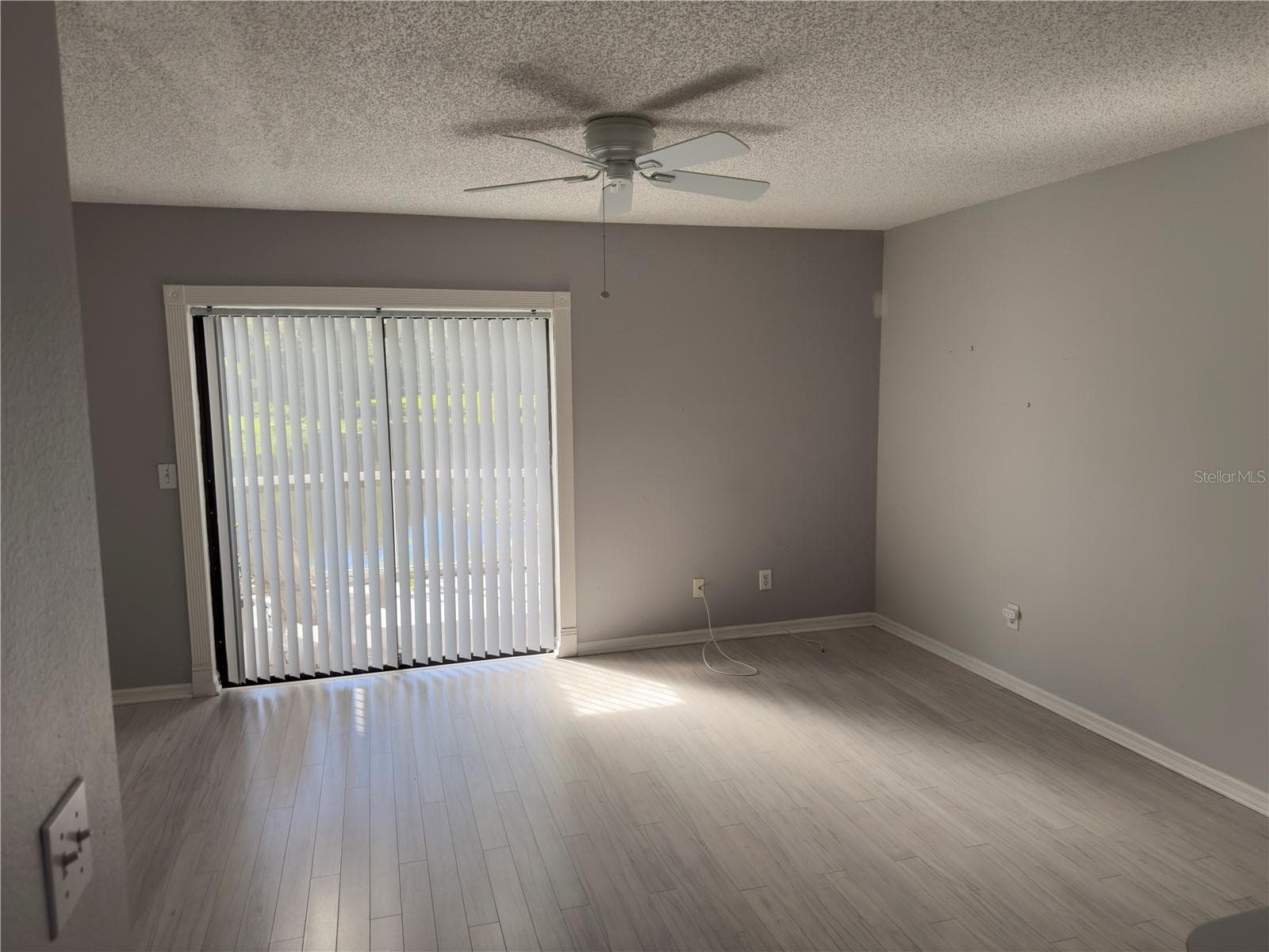 Townhouse at 5143 NORTHDALE BLVD, TAMPA, photo 5 of 17
