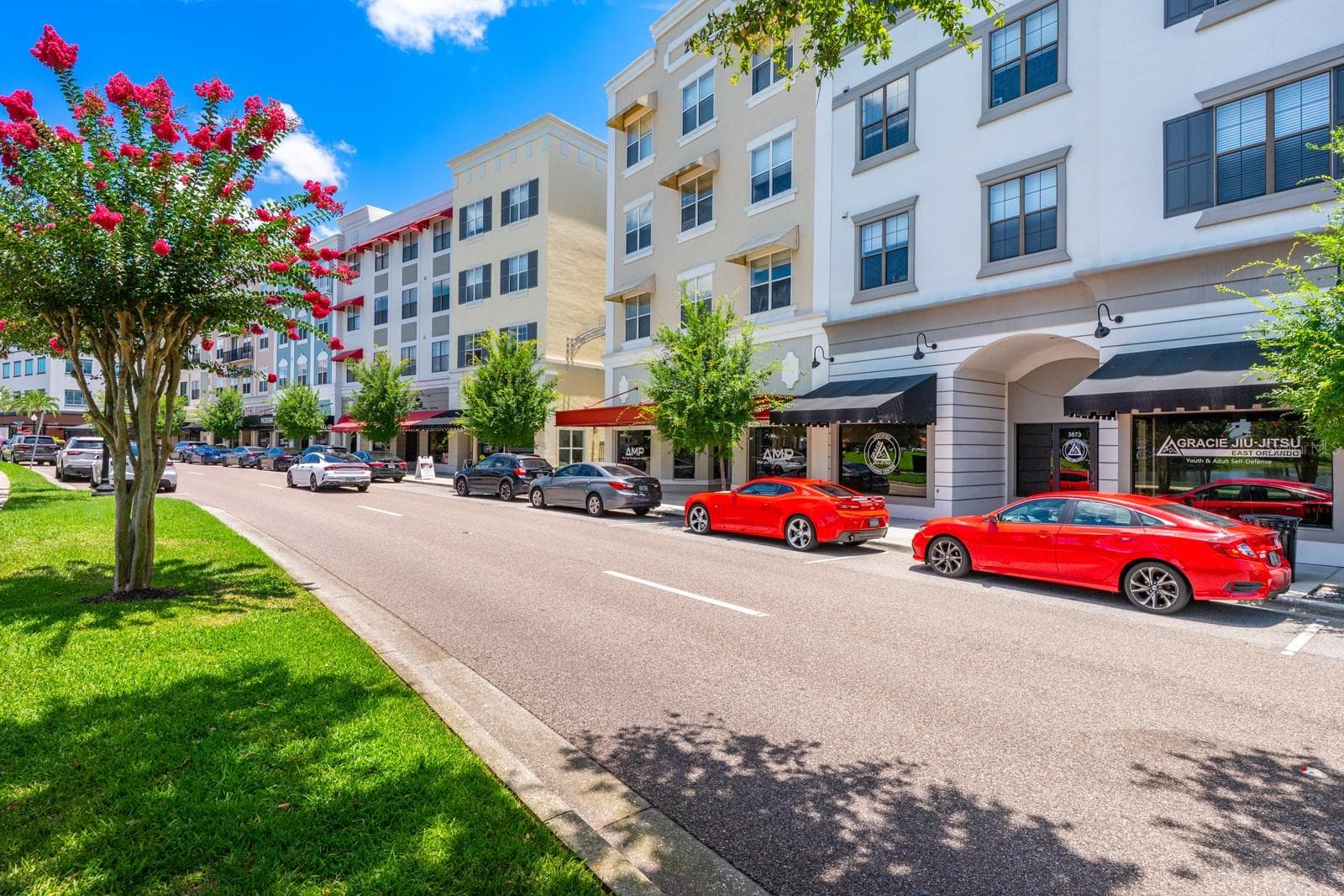 The location makes this home even more appealing, with PUBLIX, local shops and dining nearby and the lively DOWNTOWN AVALON PARK just a short distance away. - 13028 AUBURN COVE LN, ORLANDO