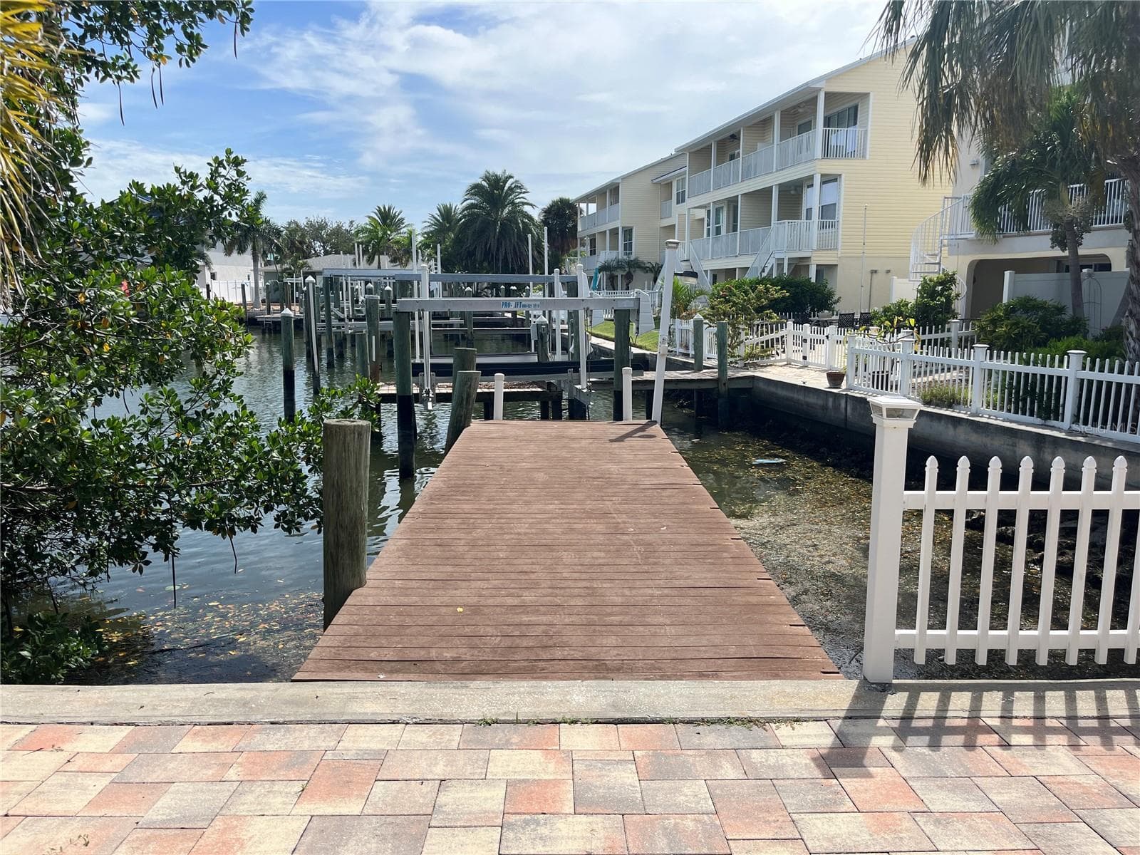 Dock and the canal - 307 LA HACIENDA DR, INDIAN ROCKS BEACH