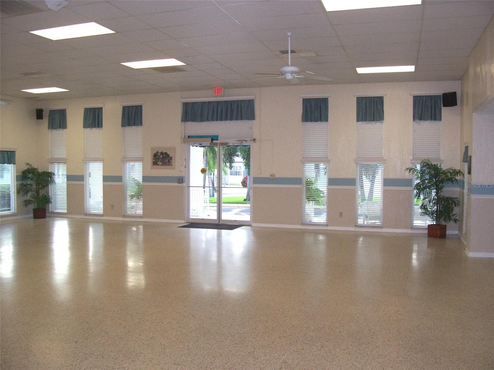 Mobile Home at 34085 ALAMANDA DR N, PINELLAS PARK, photo 25 of 33