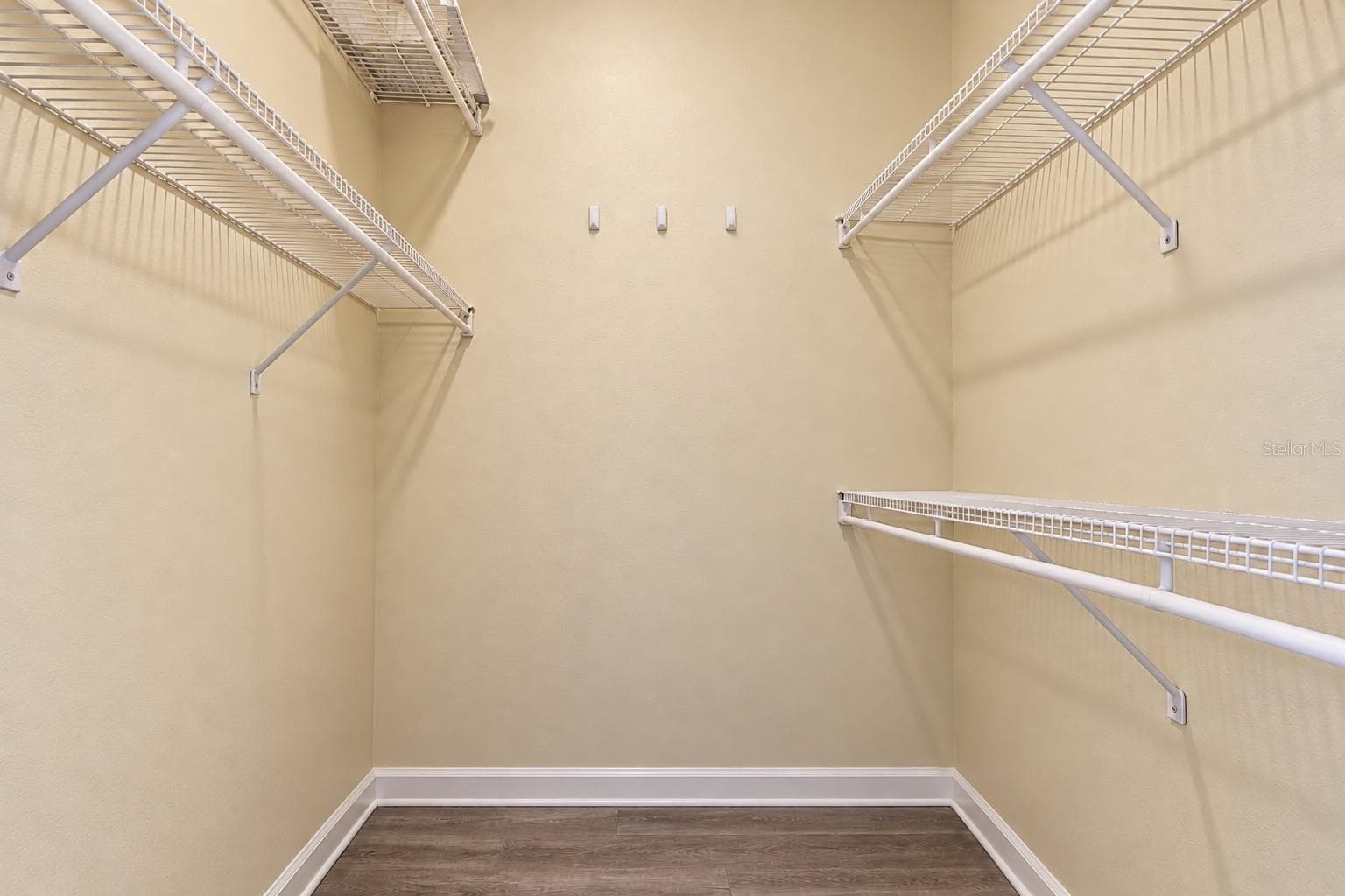 Condominium at 10764 70TH AVE #6107, SEMINOLE, photo 14 of 33