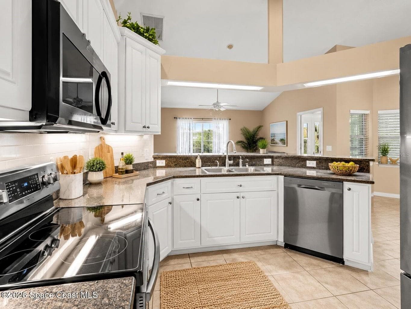 Kitchen - 1882 BARRINGTON CIR, ROCKLEDGE