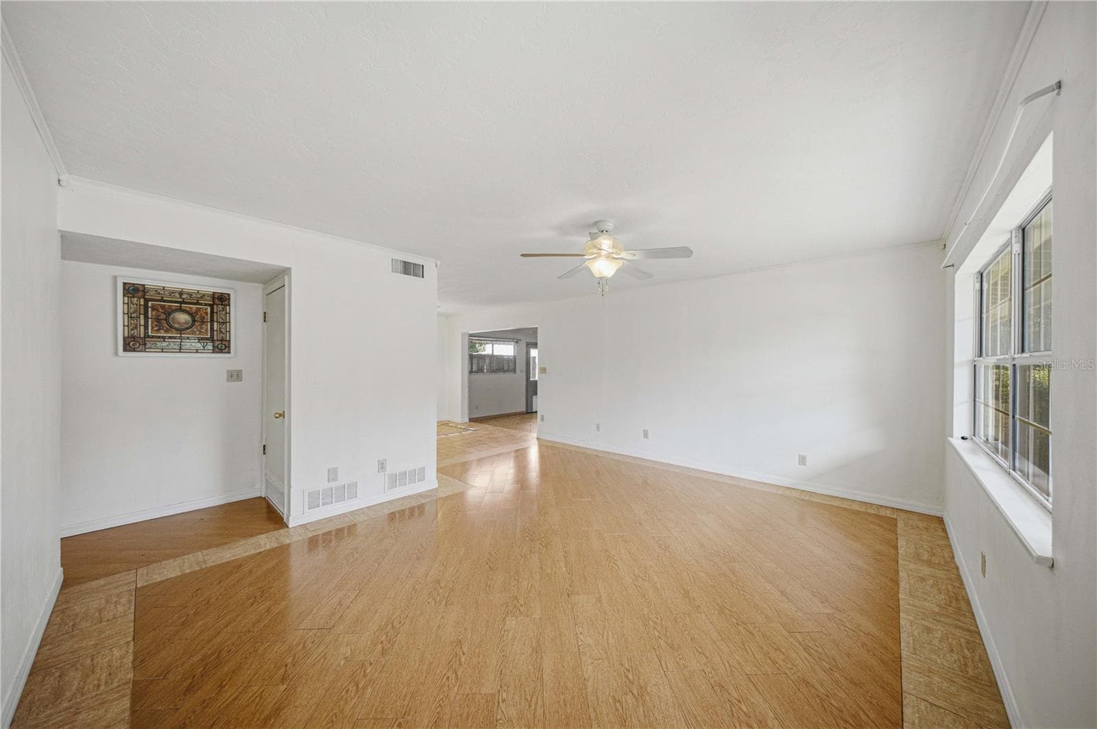 Living Room - 1324 SE 33RD TER, OCALA