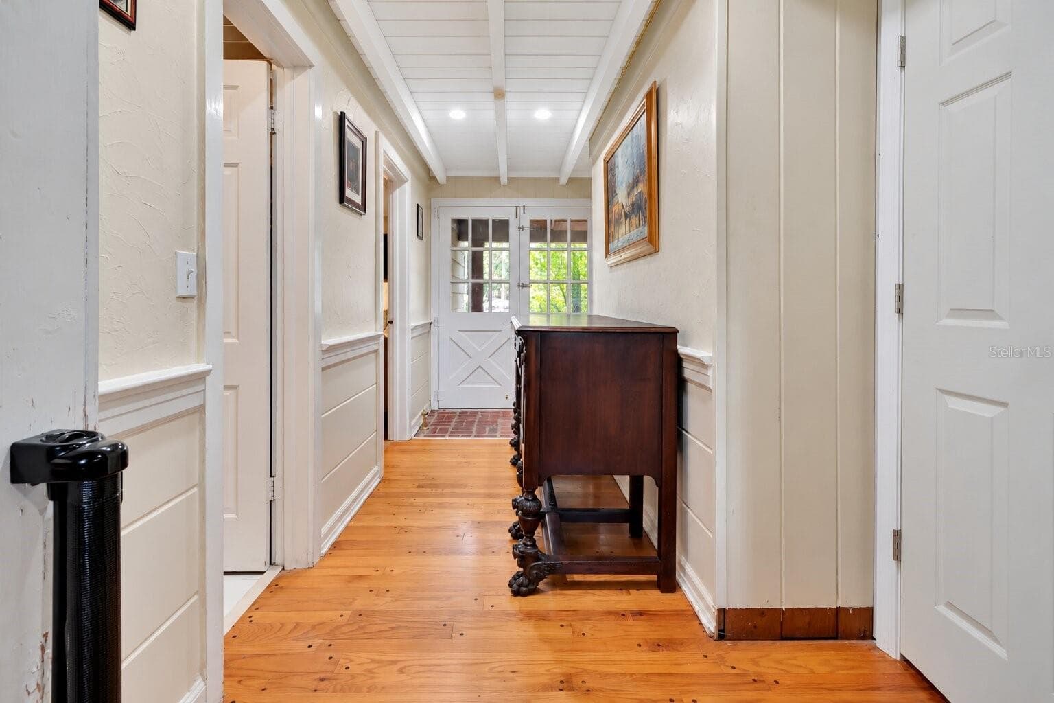 Hallway - 1351 MARKHAM WOODS RD, LONGWOOD