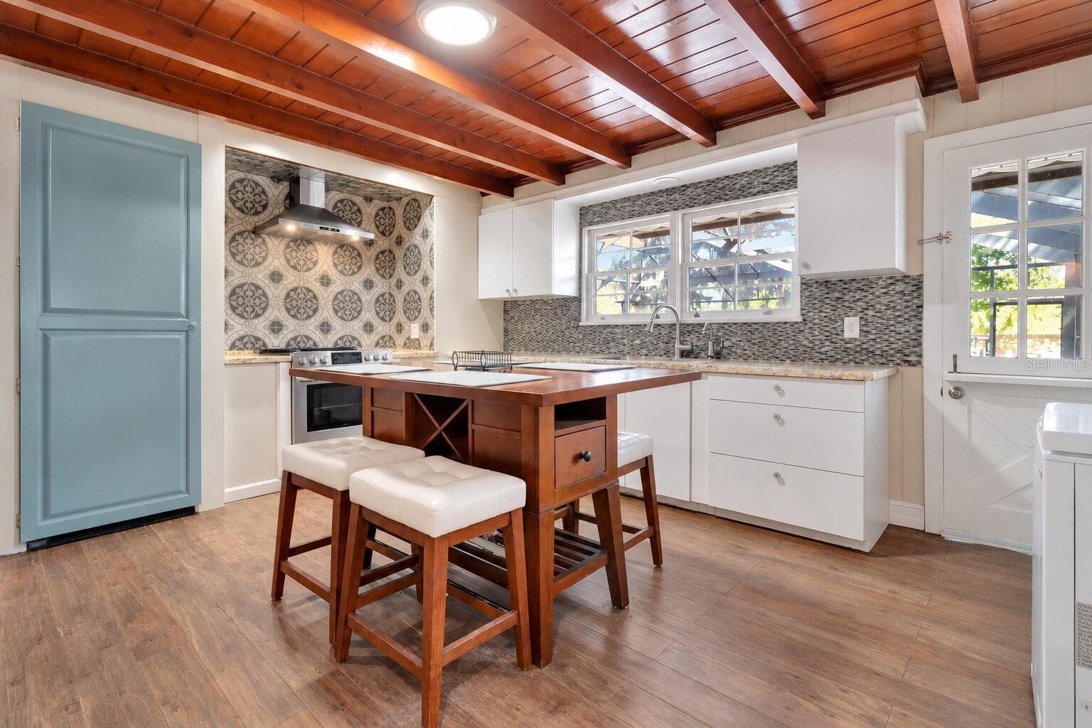 Kitchen - 1351 MARKHAM WOODS RD, LONGWOOD
